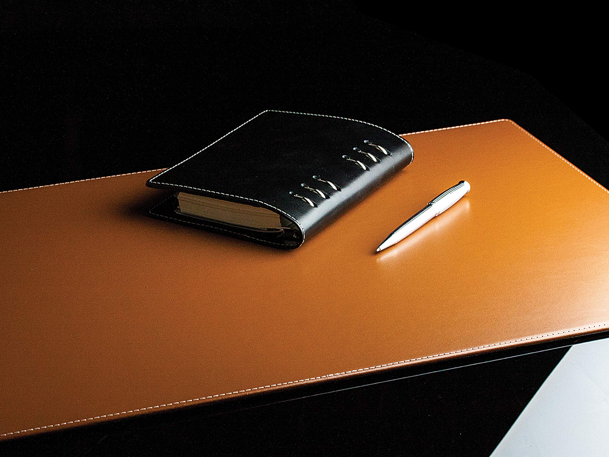 DELMON VARONE - Personalisierbare Schreibtischunterlage Cambridge Top Grain Leder braun, Rutschfeste Echtleder Schreibunterlage abwaschbar, Schreibtisch Unterlage geeignet als Mauspad, 60x40 cm