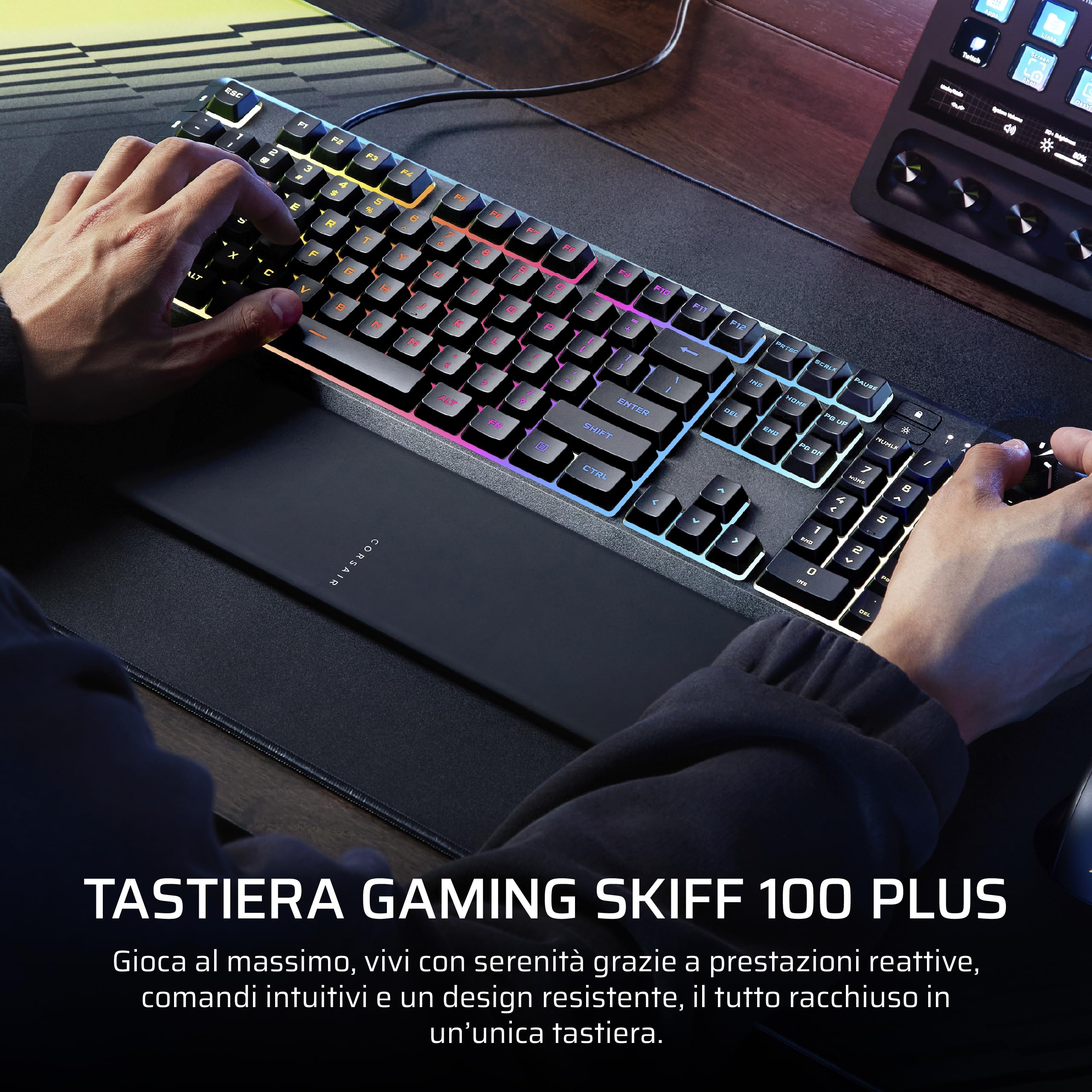CORSAIR SKIFF 100 PLUS Tastiera da Gioco RGB Cablata Silenziosa – IT, Nero