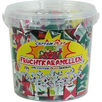 CAPTAIN PLAY Fruit Caramels Bulk Pack 900g Fruit Caramels Chewing Sweets in Party Bucket