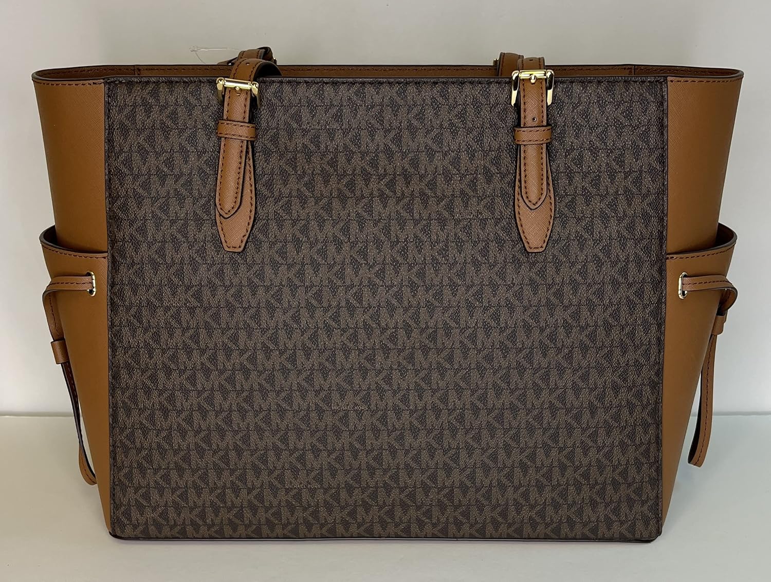 Miniatura 9 de Michael Kors MICHAEL Michel Kors Gilly - Bolsa de viaje con cordón grande con doble cierre para la muñeca