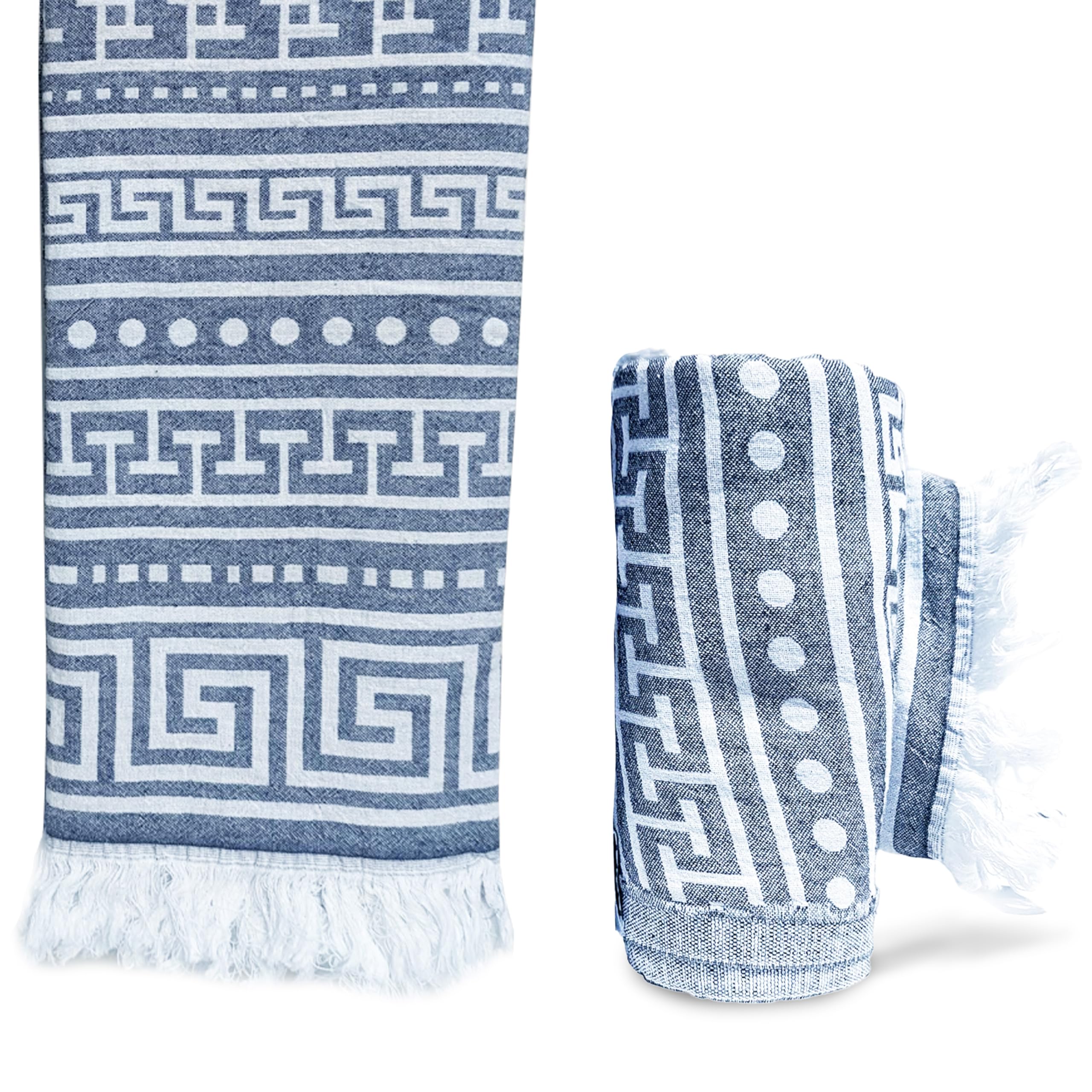 Fina Tavola - Toalla turca blanca y azul, tamaño mediano de 35 x 70 pulgadas (azul azteca), toallas de playa turcas ligeras y de secado rápido para baño/piscina, resistente a la arena y