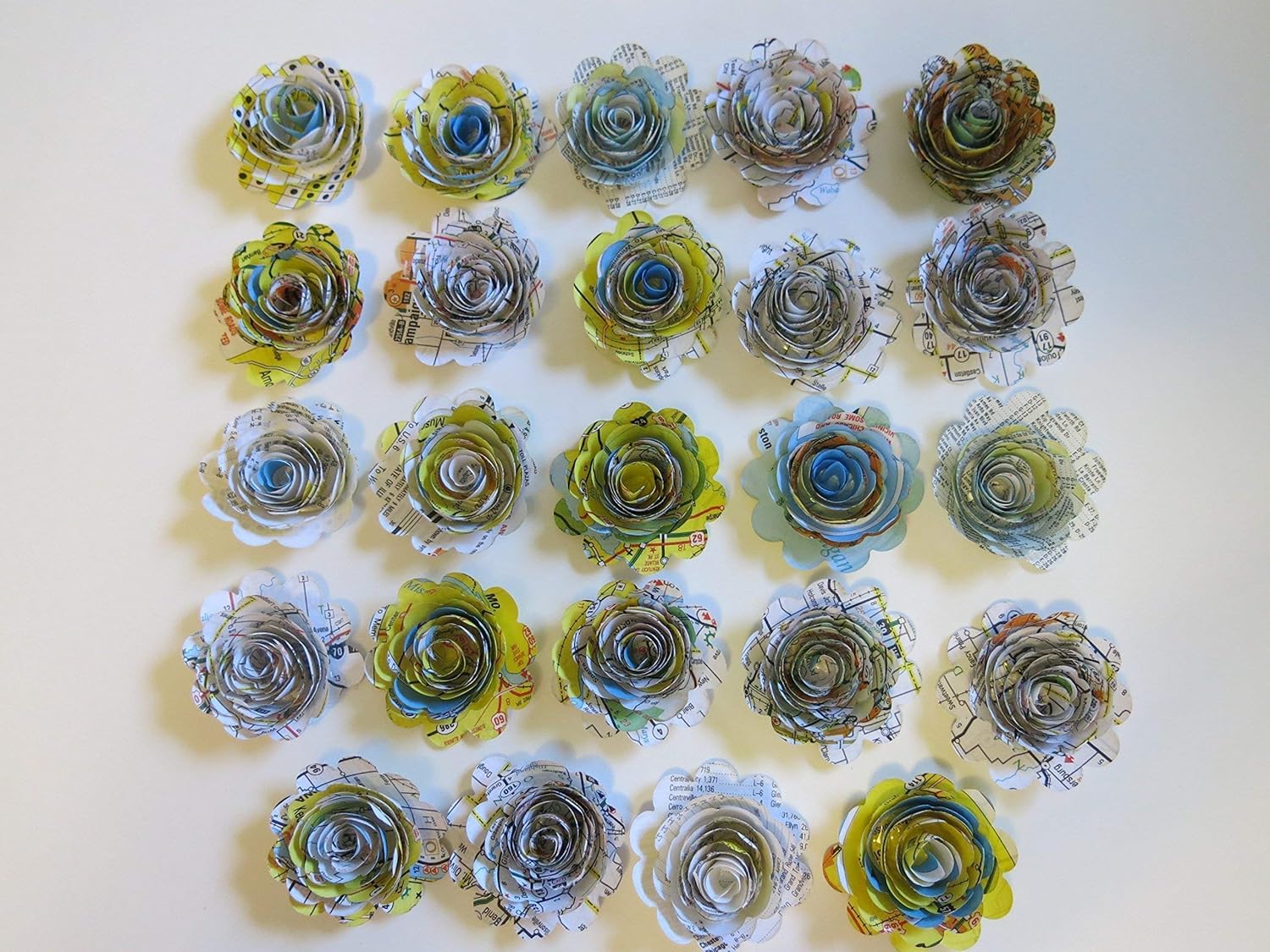 24 Pack Scalloped Quilled Vintage Road Map Paper Roses – 1.5 Inch 3D Floral Decor