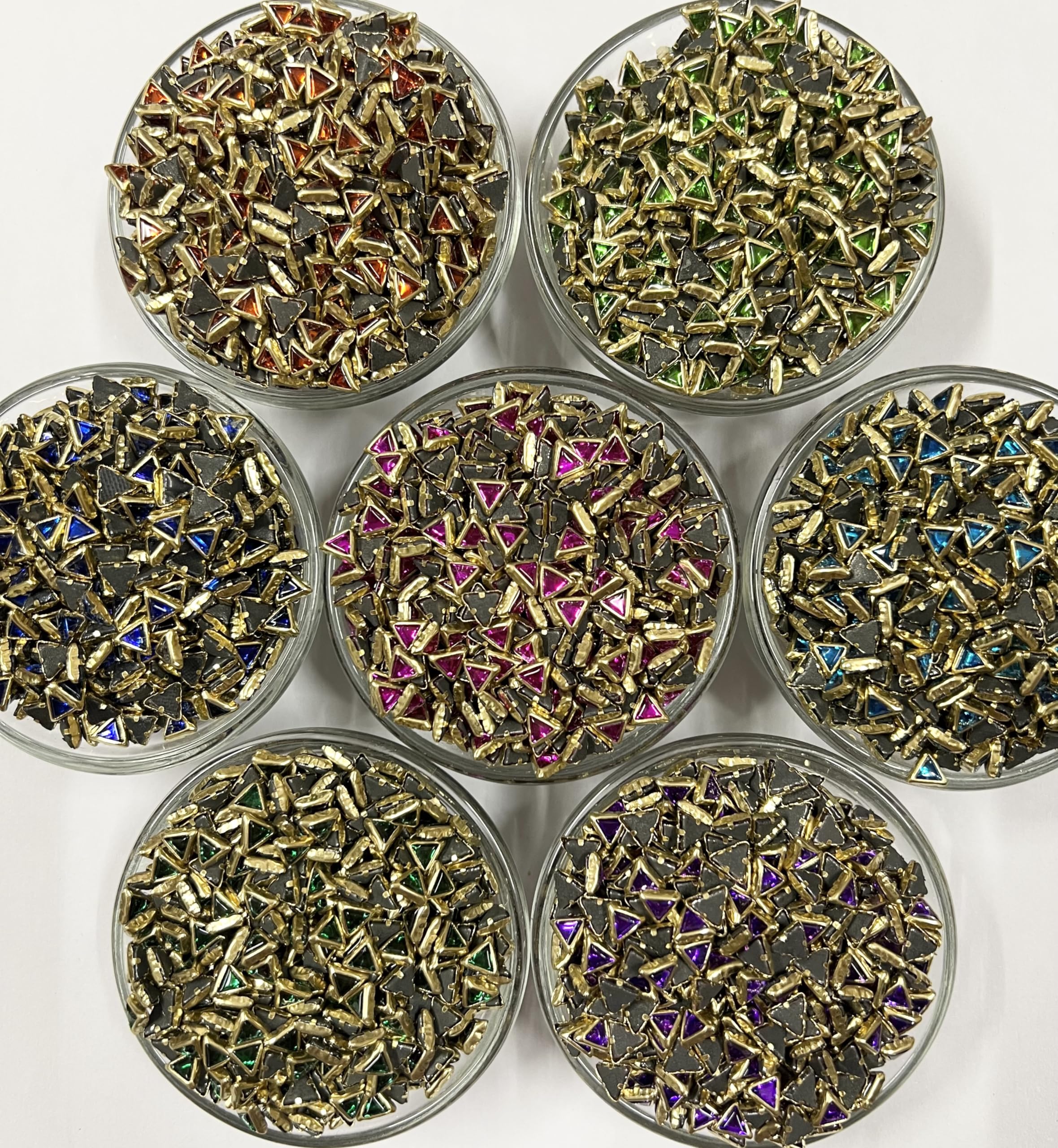 Unikart Colour Glass Kundan Beads Stone Triangle 4X4X4Mm For Jewellery Making, Art & Craft Set Of 700 Pieces With Free Fabric Glue & Storage Box, Multicolor