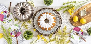 Nordic Ware Original Bundt, 12-Cup, Toffee