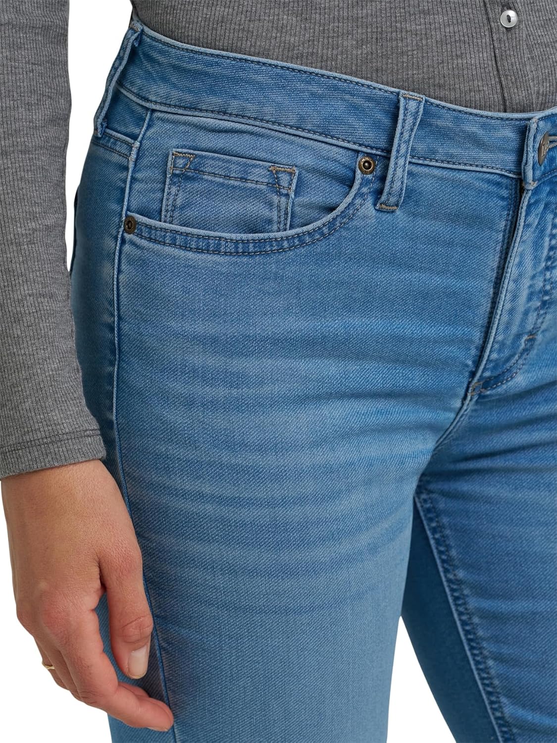 Lee Womens Legendary Mid Rise Straight Leg Jean