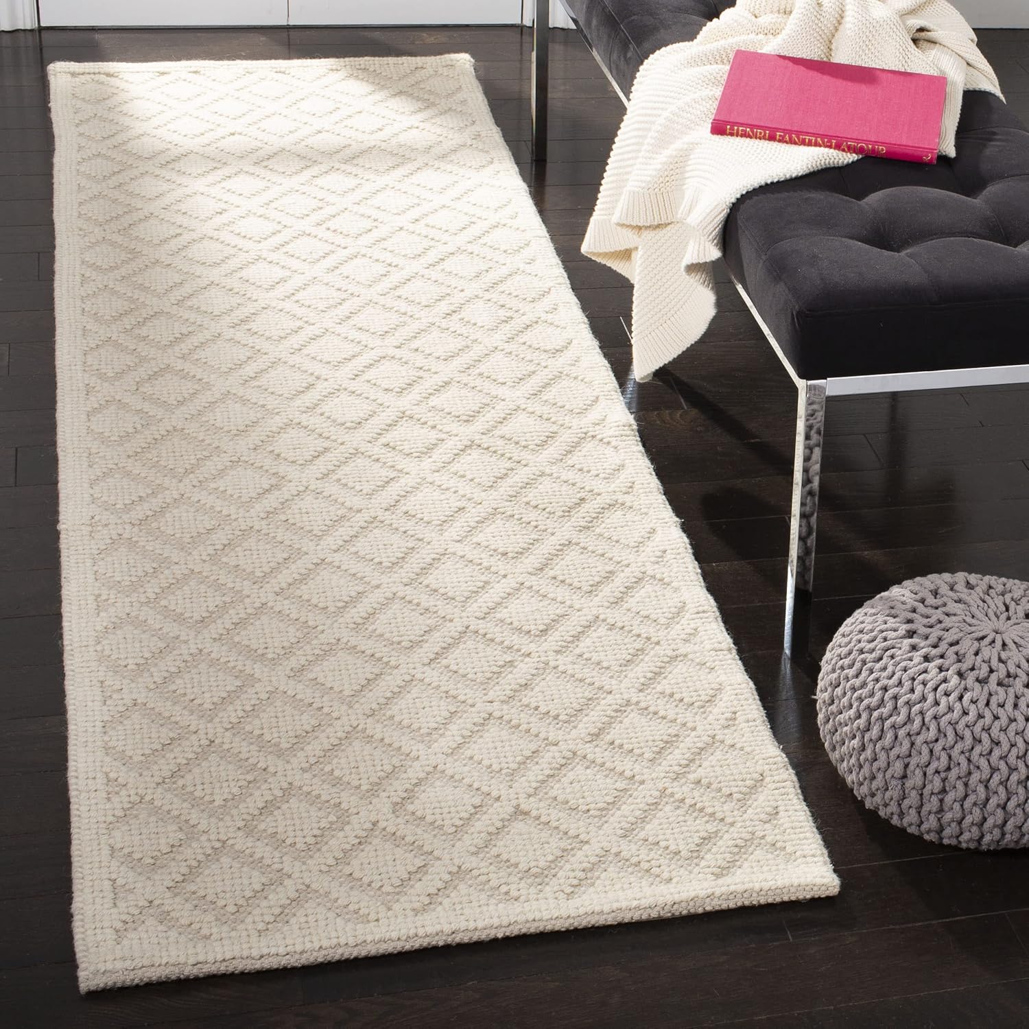 SAFAVIEH Vermont Collection Runner Rug - 2'3" x 8', Ivory, Handmade Wool, Ideal for High Traffic Areas in Living Room, Bedroom (VRM304A)