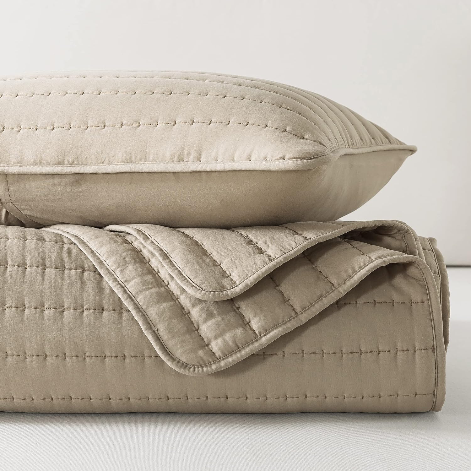 ROARINGWILD Beige Cream Tan Twin Size Quilt Bedding Sets with Pillow Shams, Lightweight Soft Bedspread Coverlet, Quilted Blanket Thin Comforter Bed Cover for All Season, 2 Pieces, 68x90 inches - Image 8