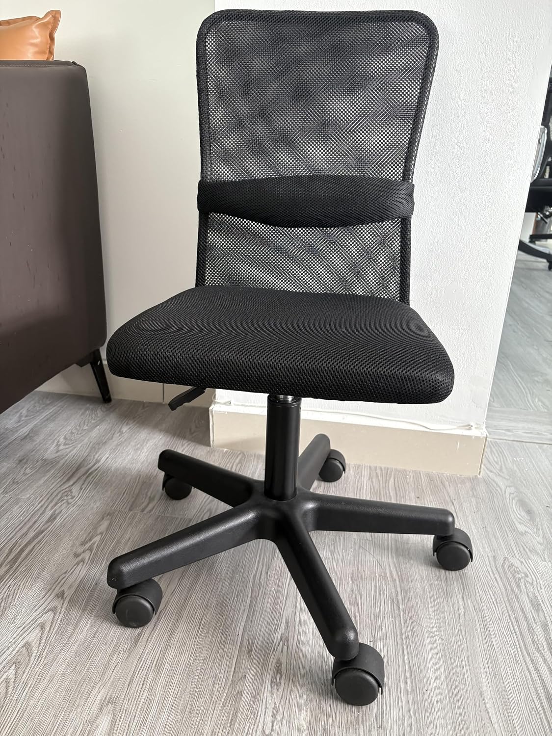 Ergonomic Office Chair with Footrest, 90-145° Reclining Desk Chair with Adjustable Lumbar Support & Headrest, High Back Mesh Computer Chair for Home Office/Gaming, 350lbs Capacity thumbnail