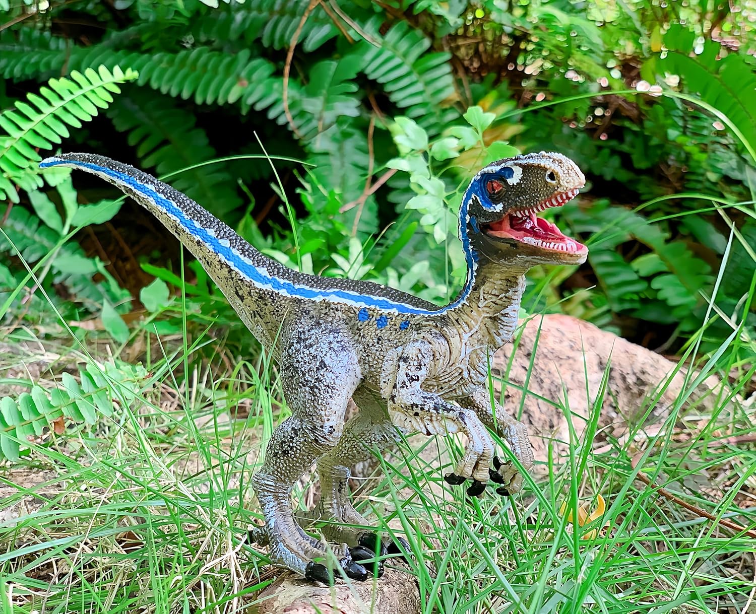Gemini&Genius Velociraptor Dinosaur Toy for Kids, Raptor Dinosaur with Moveable Jaw and Hands, Realistic and Funny Dino Gift, Display, Collection and Play for Kids
