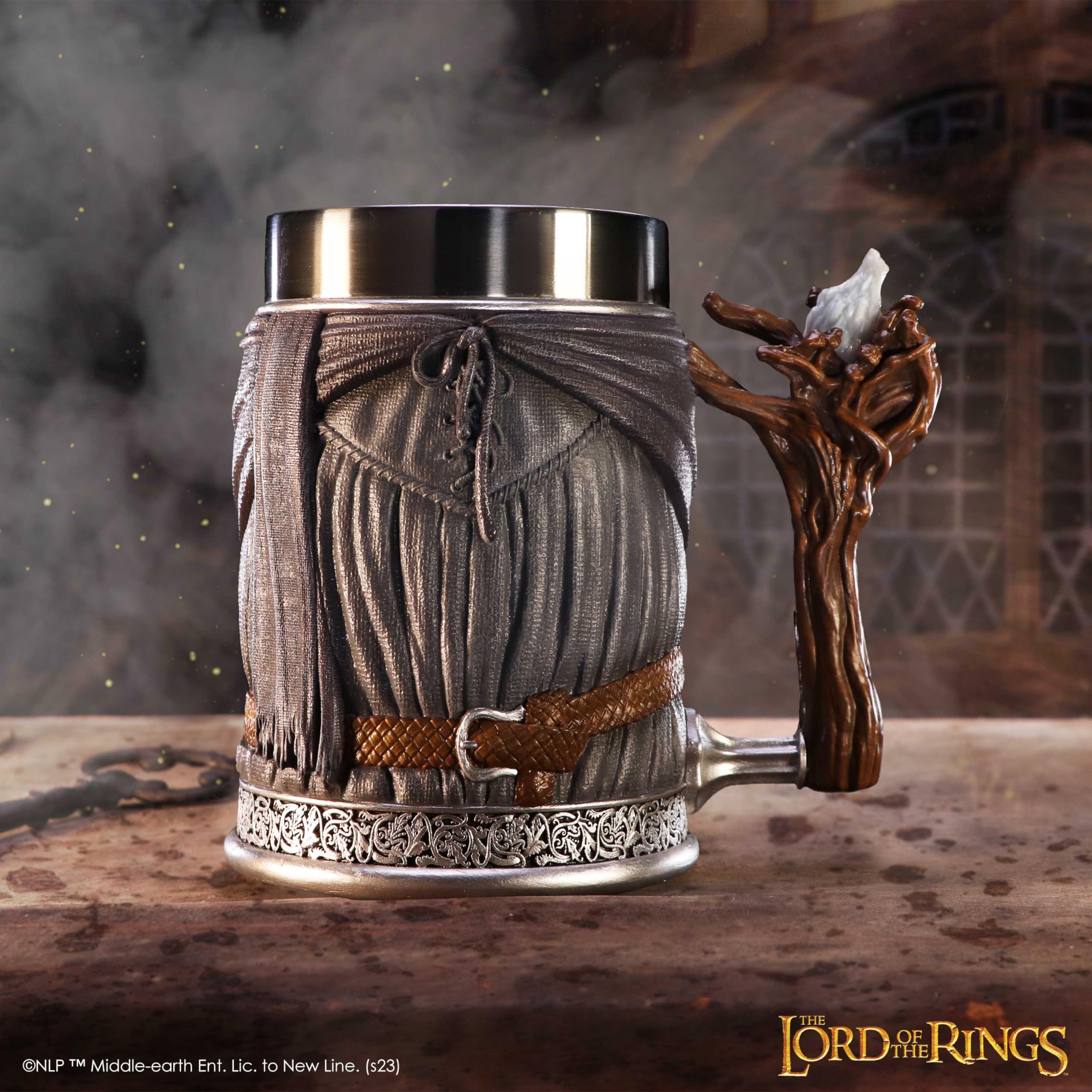 Nemesis Now Chope Gandalf Le Seigneur des Anneaux Gris 15,5 cm, Résine Grise, Produit sous licence officielle Le Seigneur des Anneaux, coulé dans la meilleure résine, habilement peinte à la main