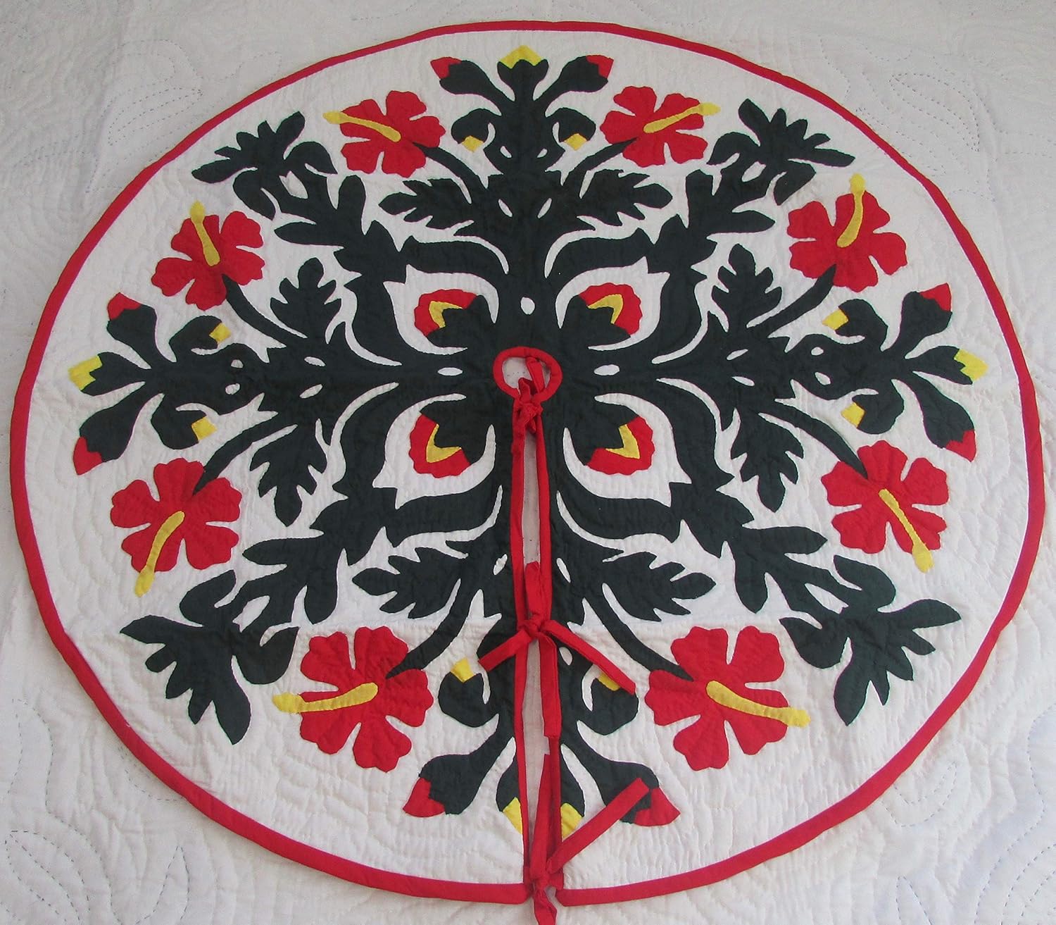 Hawaiian Quilt 100% Hand Quilted/Hand Appliqued Christmas Tree Skirt 42"