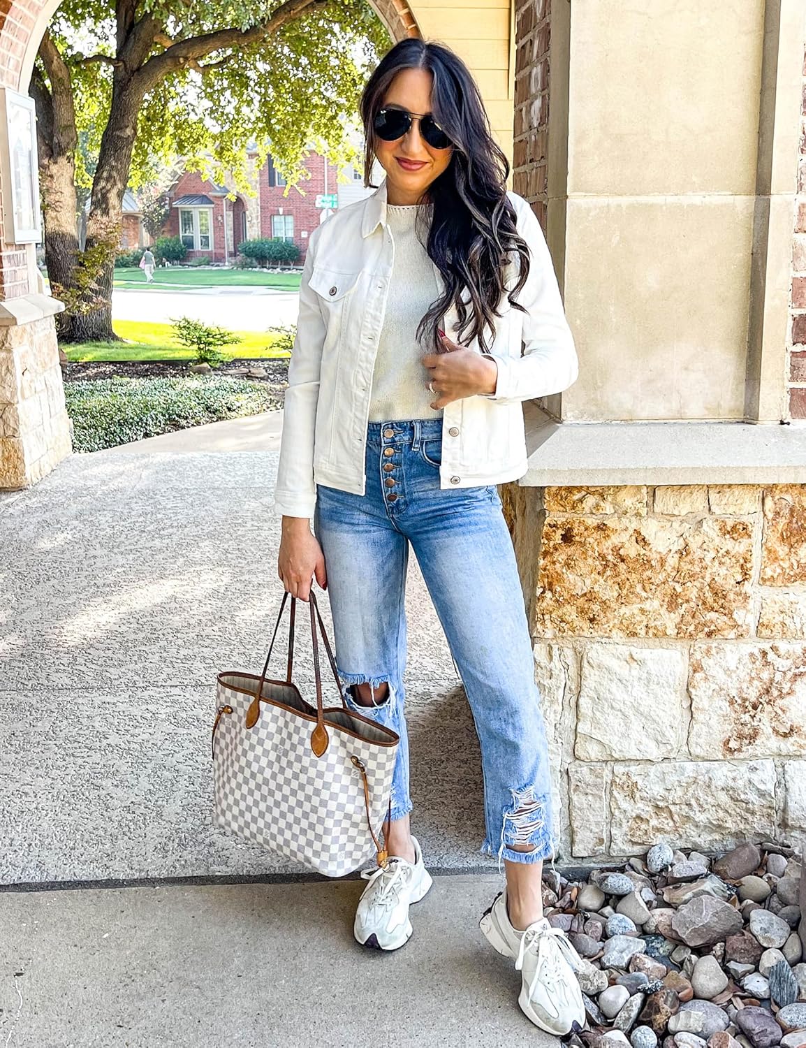 luvamia Women's Basic Button Down Stretch Fitted Long Sleeves Denim Jean Jacket - Image 3