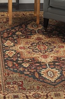 SAFAVIEH Traditionell Teppich für Wohnzimmer, Esszimmer, Schlafzimmer - Mahal Collection, Kurzer Flor, Marineblau und Natur, 155 X 231 cm