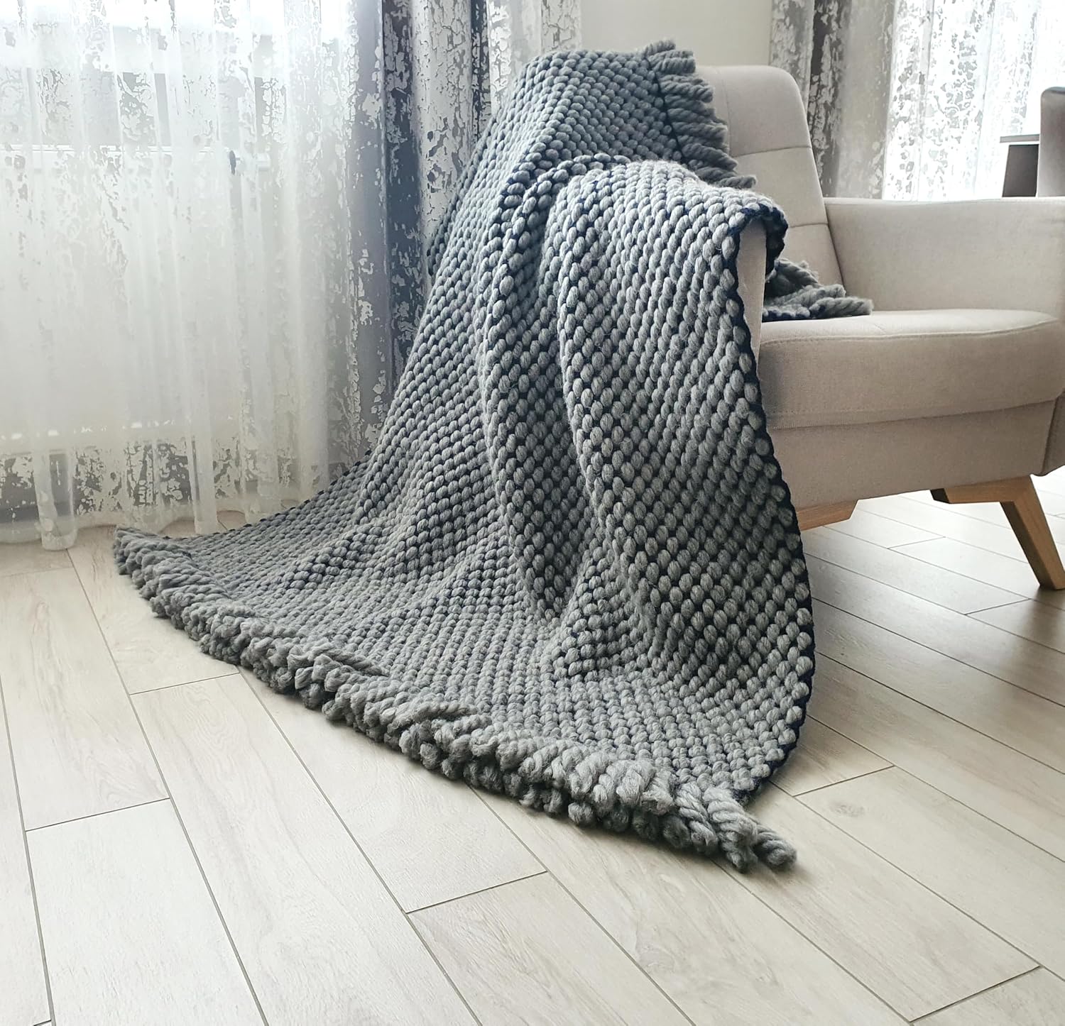 Chunky Hand-Crafted Wool Throw Blanket Gray Navy Blue 50x50