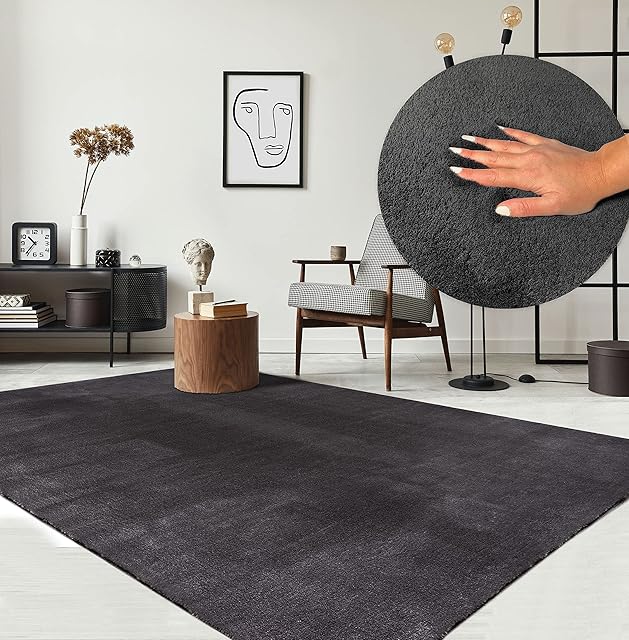 the carpet Area rug for living room or bedroom in Anthracite 60 x 110 cm | washable up to 30 degrees | non-slip underside | modern and soft short pile rug | rectangular - RELAX rug