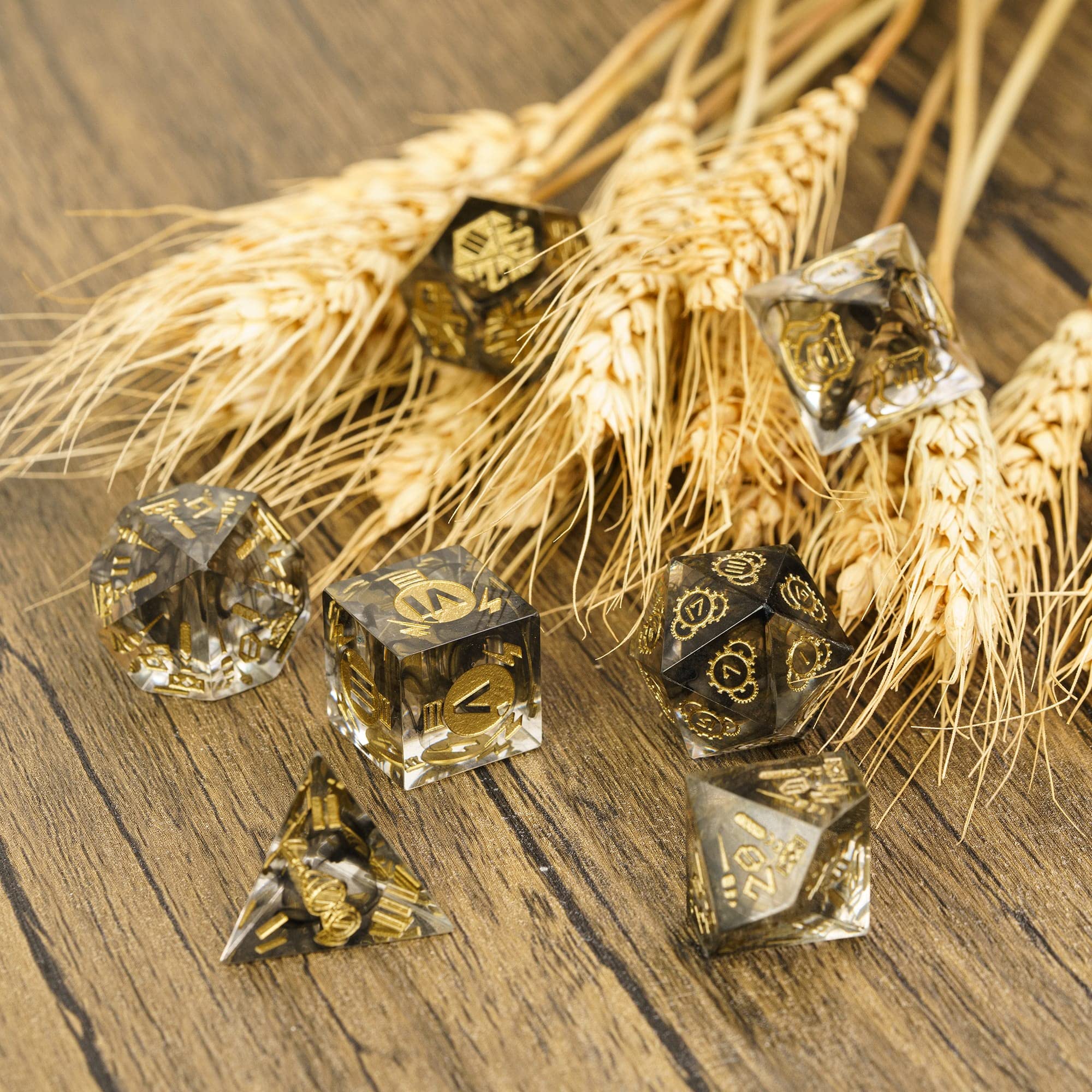 Amazon | Cusdie シャープエッジ DNDサイコロ 7個 D&Dダイス 手作り