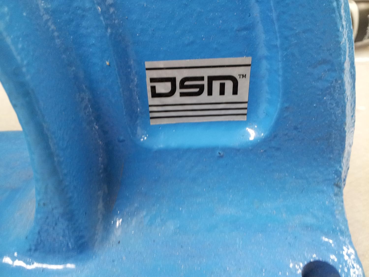 DSM TM Professional Grade Grommet Machine w/ 2 Die Sets (#3 & #4) and 1000 Grommets Hand Eyelet Press Hole Punch Tool