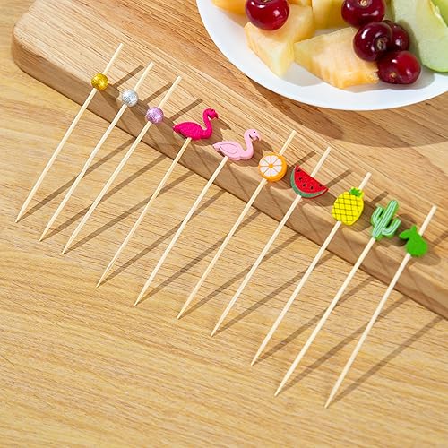 Miniatura 7 de PARTYHIPPO Paquete de 200 palillos de cóctel de bambú  Palillos de frutas tropicales de 4.7 pulgadas para aperitivos, frutas, queso, bebidas,