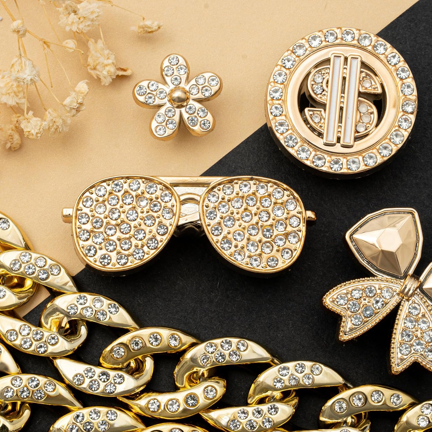 Luxury Bling Shoe Charms for Woman, Golden Chains Decoration for Shoe Sandals, Gold Desgn Charms for Shoes;Party Favors Birthday Gifts