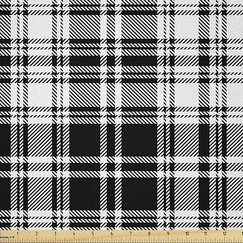 Miniatura 532 de Lunarable - Tela para amantes de perros de The Yard, patrón divertido de animales de dibujos animados en posiciones caprichosas estirando y Beige y