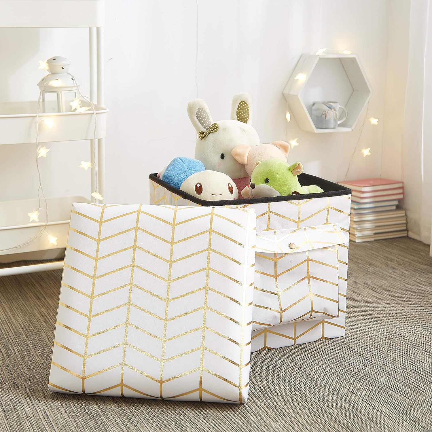 Urban Lifestyle Collapsible Storage Ottoman with Laptop Stand Tray Lid and Storage Pocket, Gold Geo, 15"x15"x15"