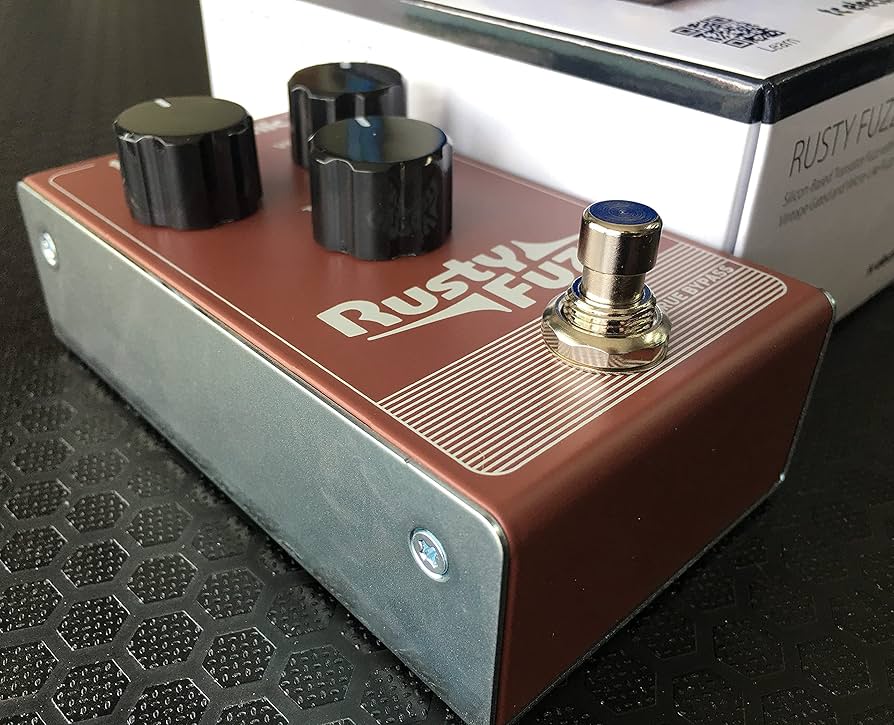 Amazon.com: TC Electronic RUSTY FUZZ Silicon-Based