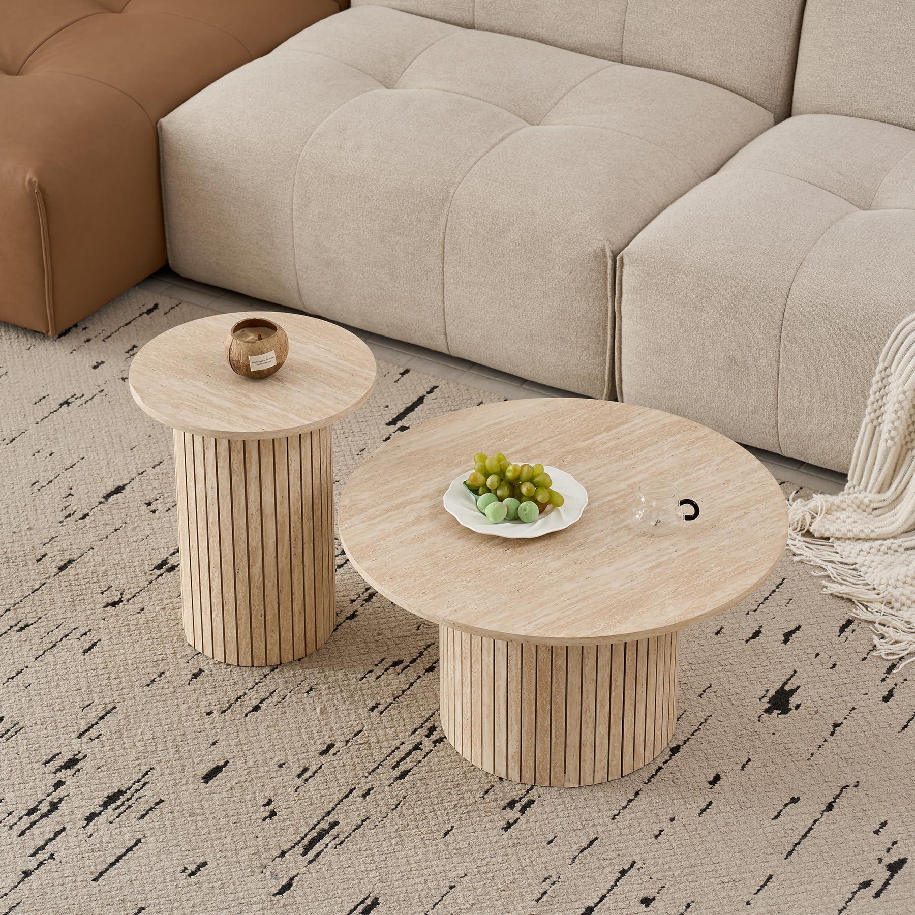 HJhomeheart Runder Couchtisch 2er Set, Beistelltisch aus Holz, Moderner Kaffeetisch mit römischer Säulenbasis für Wohnzimmer, Balkon, Schlafzimmer (Gelber Travertin)