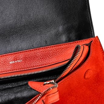 Pre-Loved Trapeze Bag Leather Medium, Red