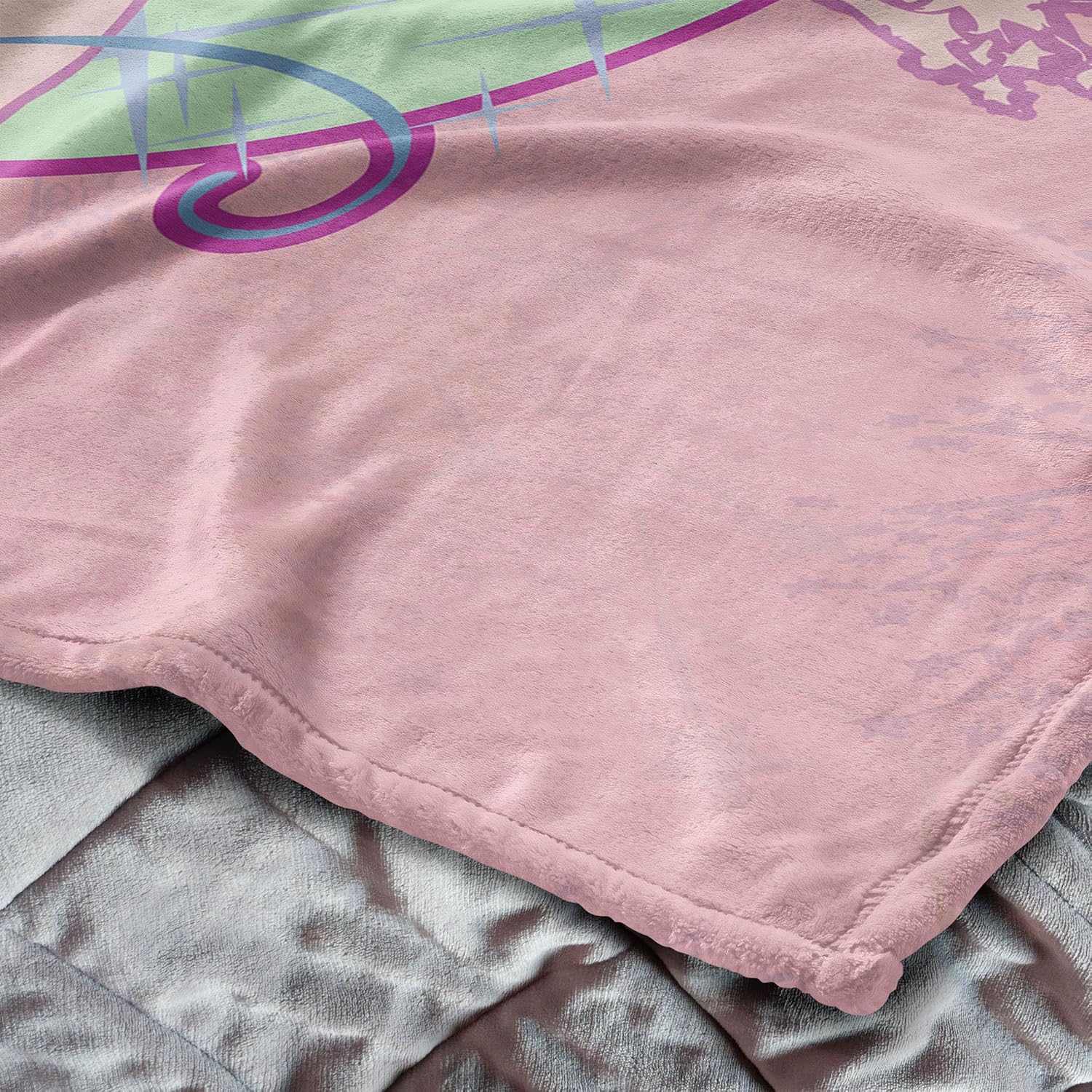 NORTHWEST Warner Bros. The Wizard of Oz, Glinda Pattern, Silk Touch Throw Blanket 50 x 60 Inches