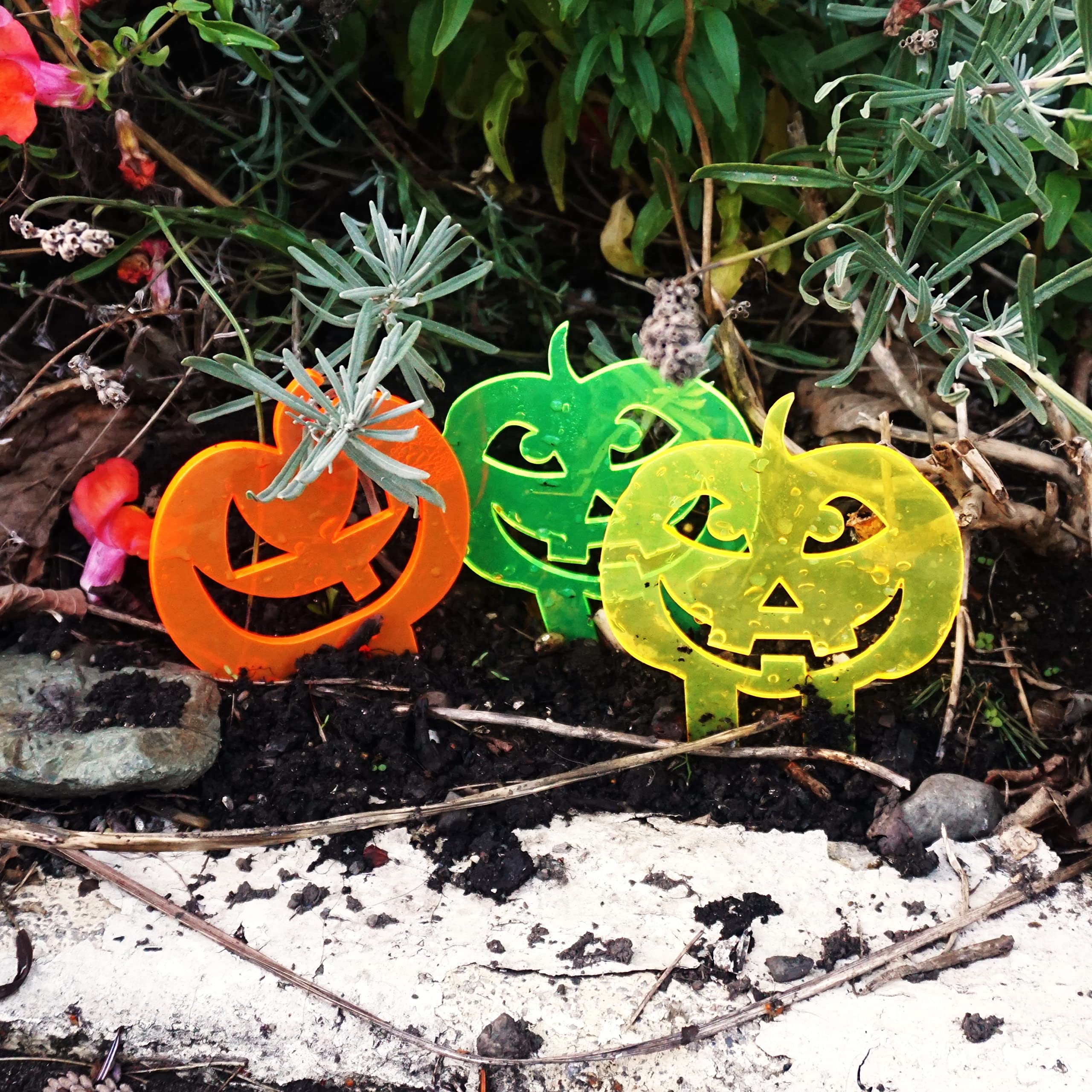 Piquets attrape-soleil Halloween citrouille tricolore jaune orange vert 3 pièces