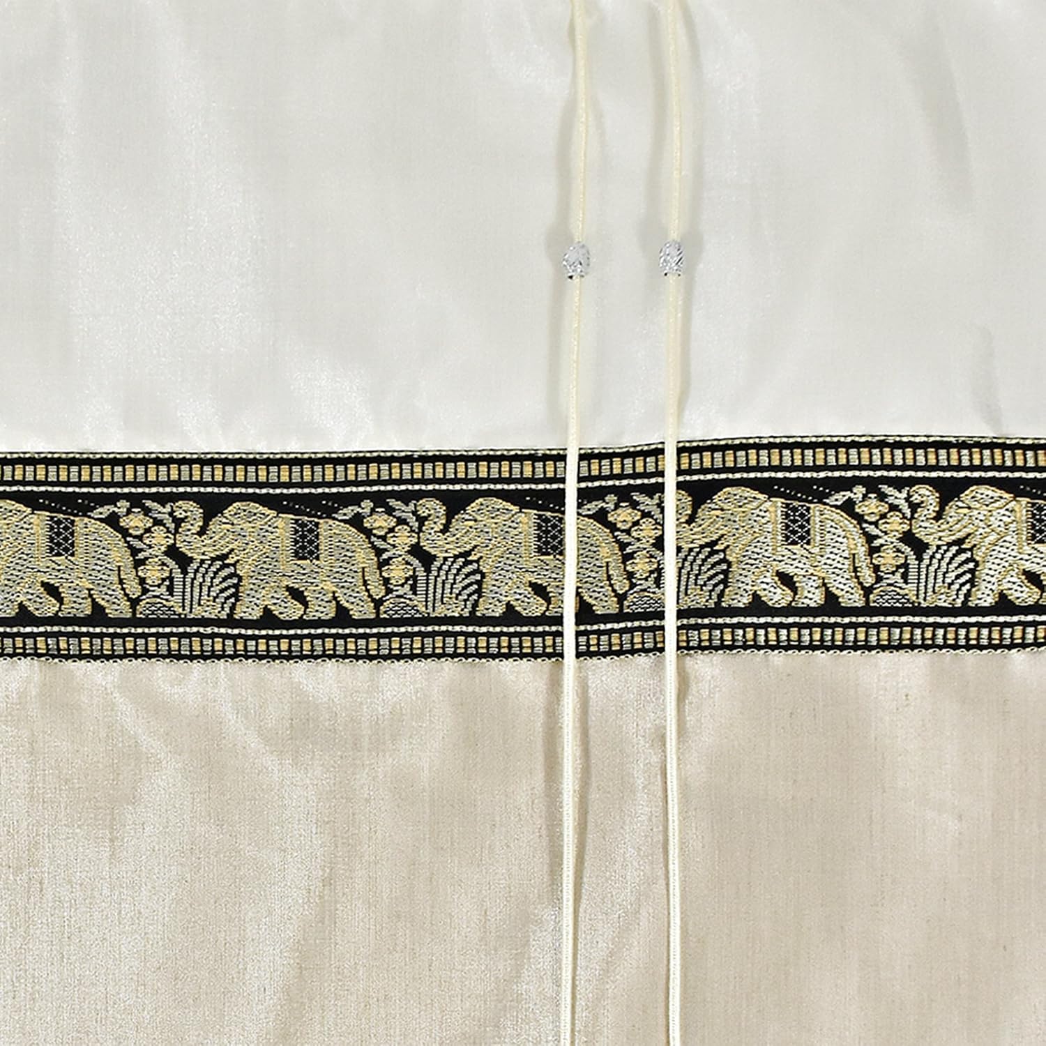 AeraVida Golden Cream Elephant Parade Silk Throw Pillow Cushion Cover Set | Cushion Pillow Covers | Silk Throw Pillow Covers | Pillow Cushion Sets (White) | Decorative Pillow Cushion Covers
