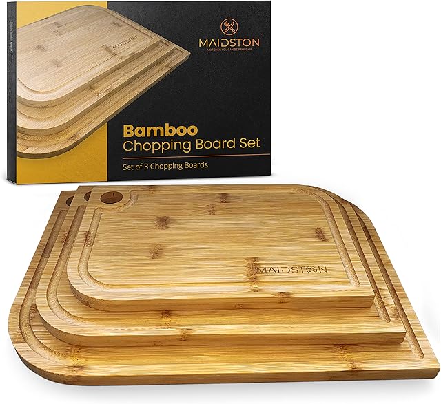 Maidston Wooden Chopping Board Set 3 pcs - 100% Natural Bamboo Chopping Boards with Juice Groove and Hanging Hole - Durable Wooden Chopping Boards Set for Cutting, Chopping and as Serving Platter