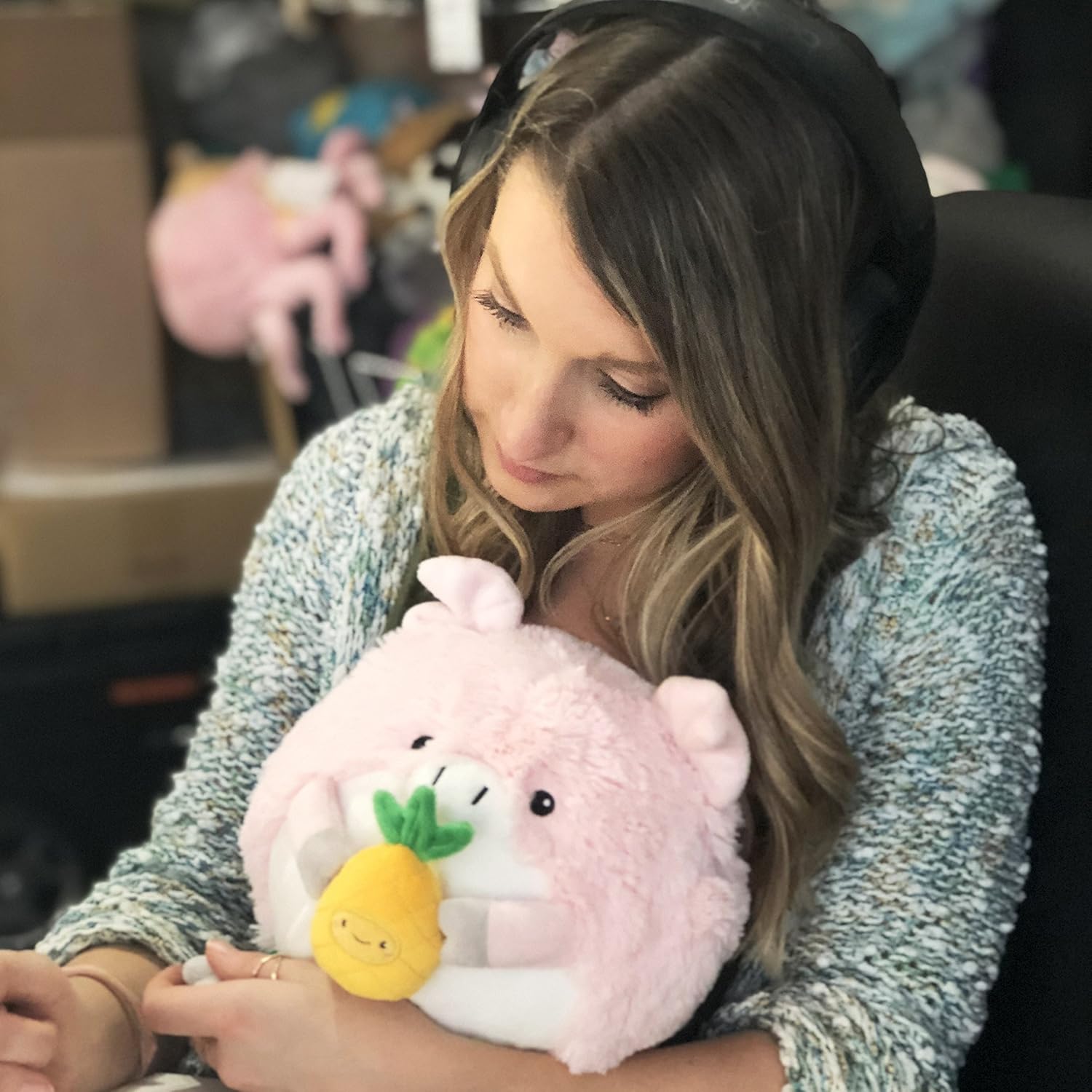 Squishable / Mini Pig Holding a Pineapple - 7"