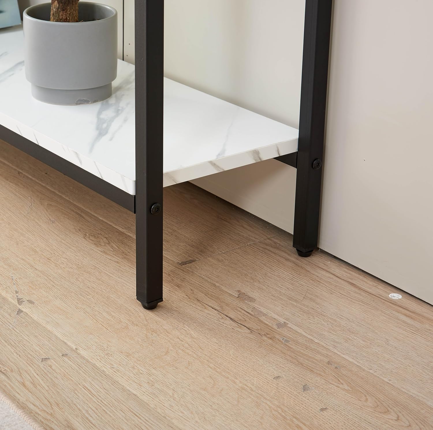 Mesa De Console MAJARO - Mármore Sintético Com Estrutura Dourada, 2 Camadas