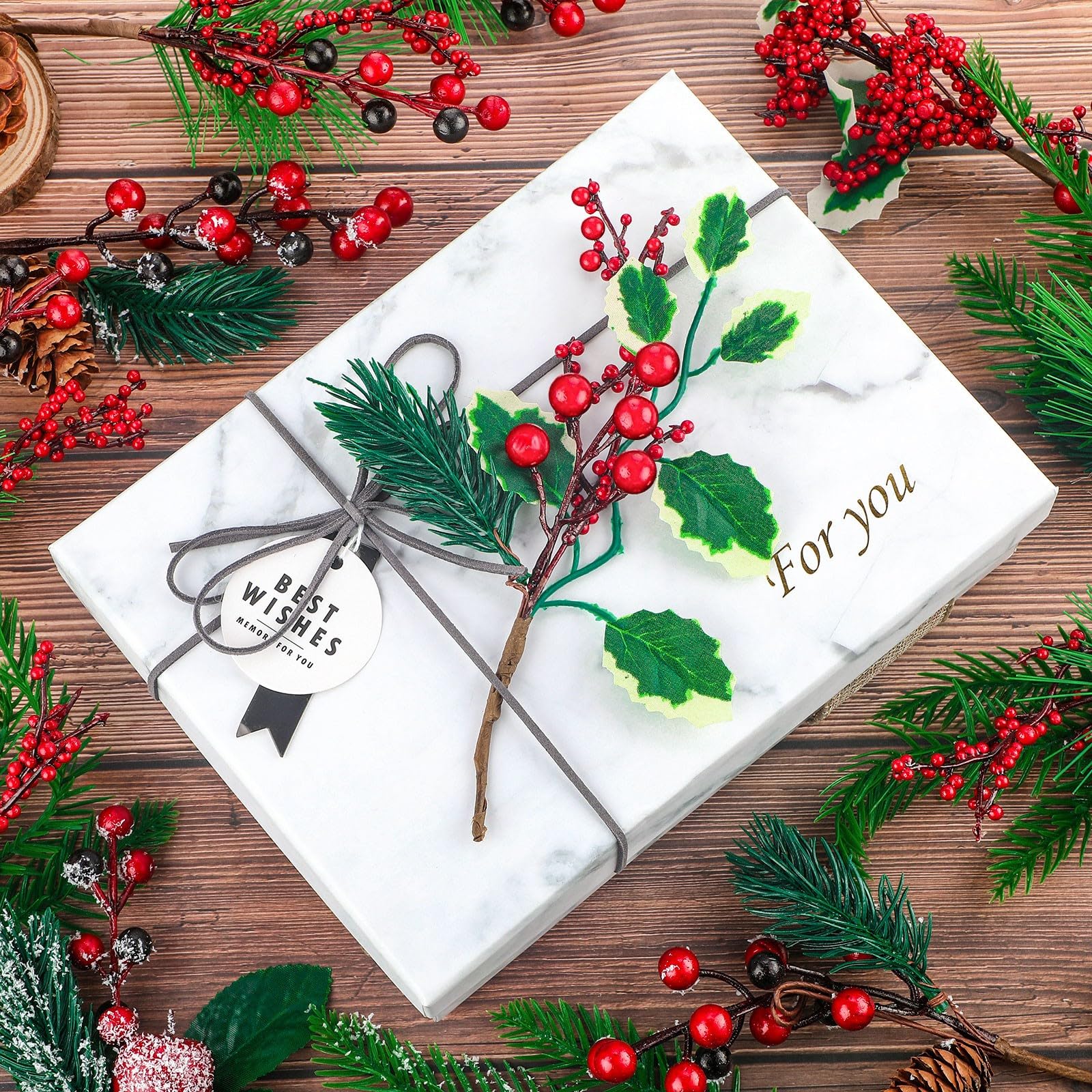 WILLBOND Picchetti di bacche rosse artificiali di Natale, rami di bacche di pino, agrifoglio, pino innevato, pigne finte per Natale, artigianato, feste, decorazioni per la casa, 20,3 cm, steli
