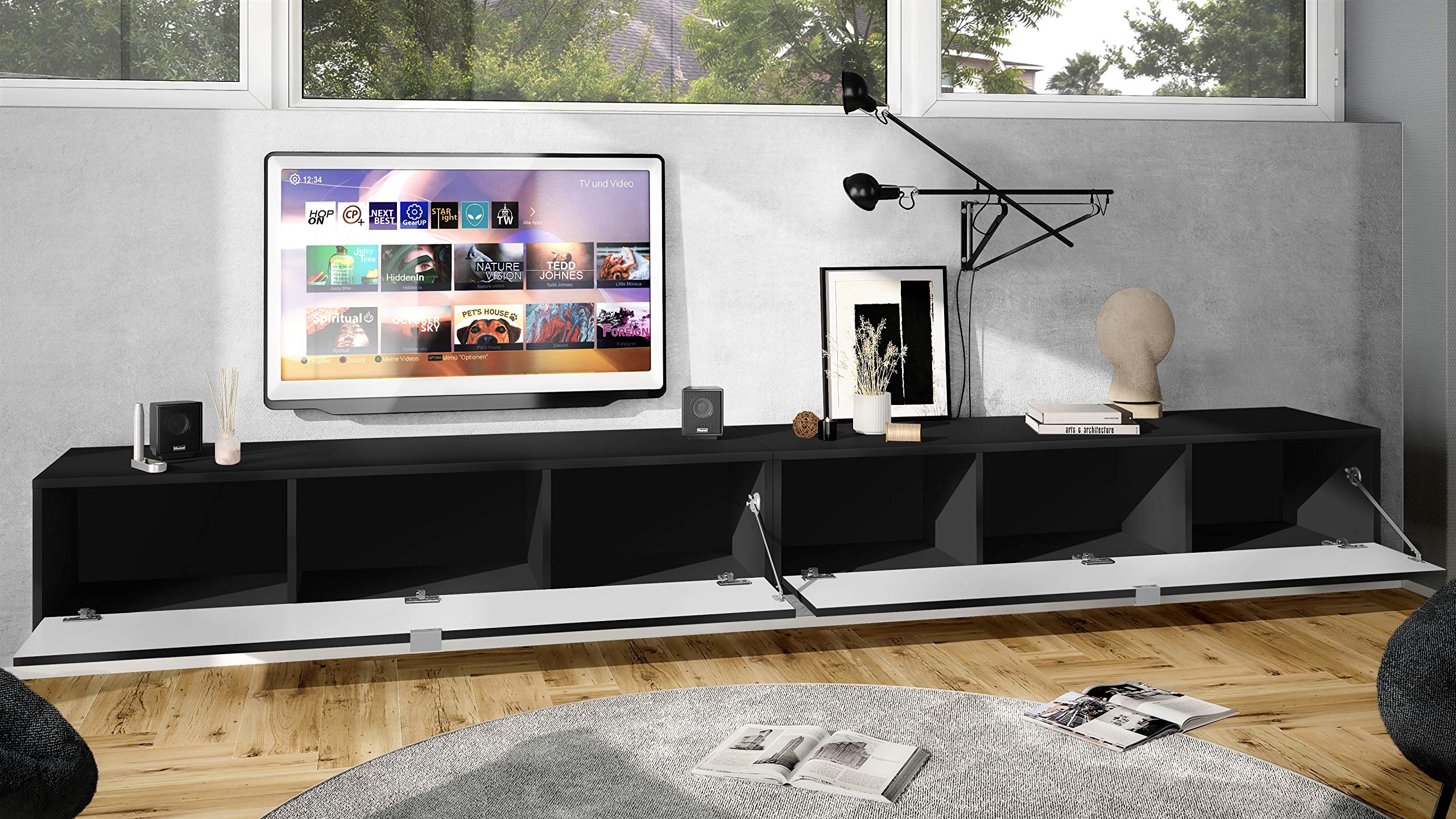 Vladon Lana 140 Mobile TV Sospeso A Parete - 140x29x37 Cm, Struttura Nero Opaco, Ante Bianco Lucido - Made In Germany