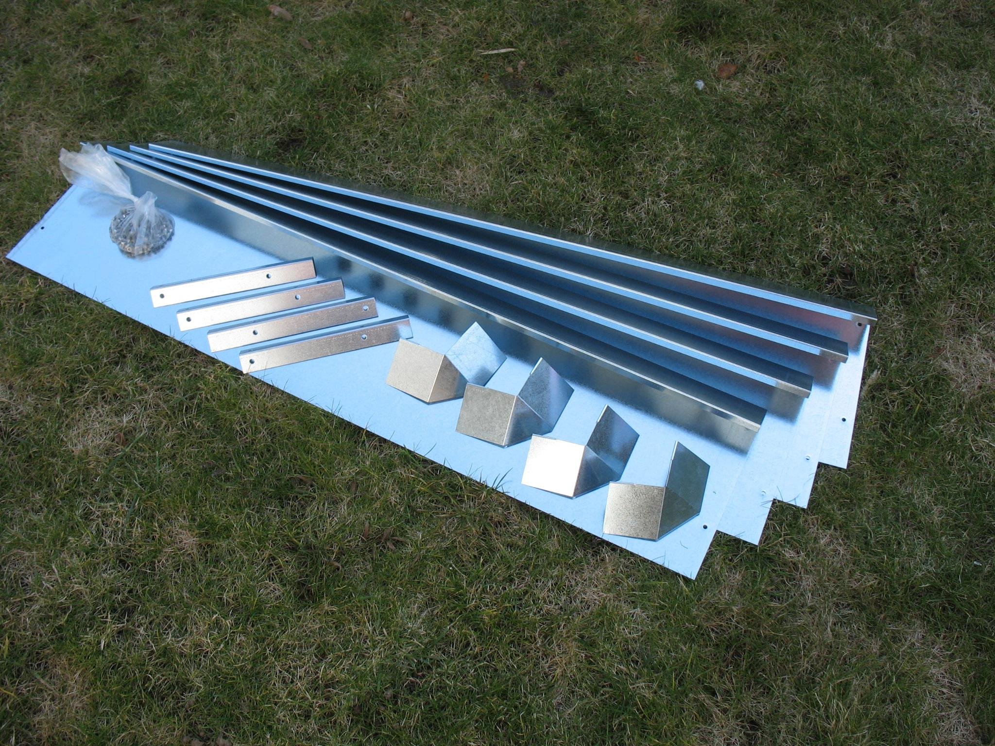Schneckenzaun Metall für max. 12 qm (14 Bleche, 4 Ecken)