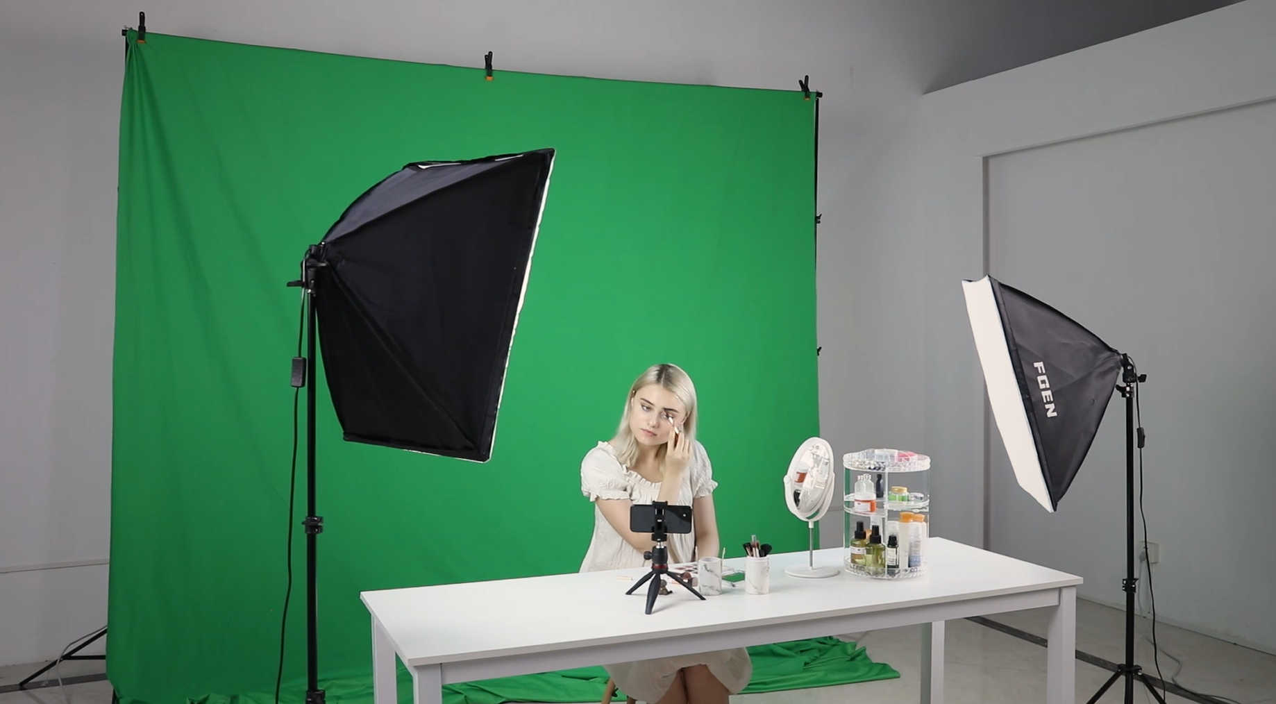 FGen Softbox Fotostudio Set, Fotolicht 2x50x70cm Beleuchtung für Fotostudios mit E27 Sockel 135W 5500K Fotolampe und 2M verstellbare Lichtstative für Studio-Porträts, Produktfotografie – Bild 8