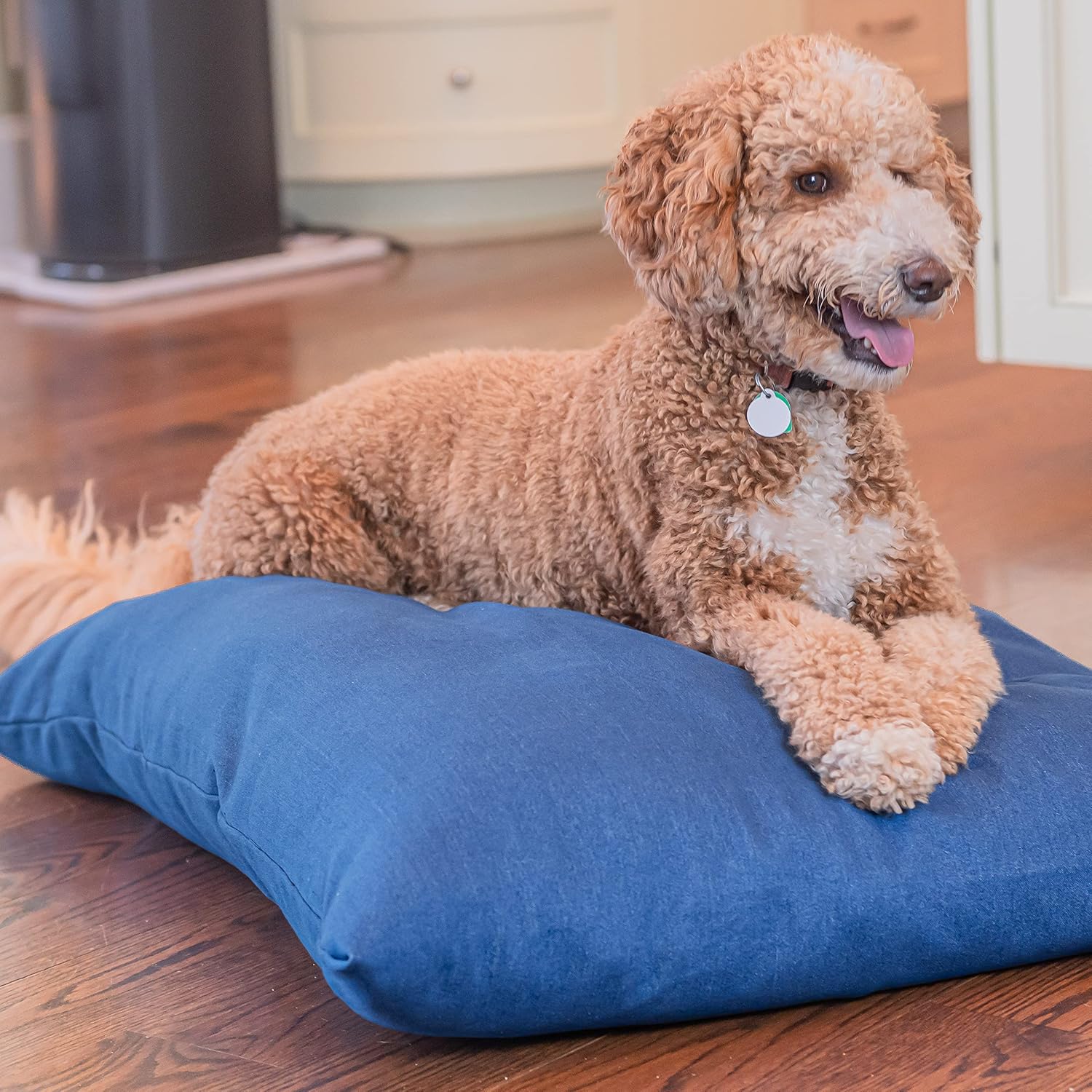 Mayfield Denim Medium Dog Bed Cover - Zippered Duvet for Pet Bed - Extra Protection for Dog Bed Mattress or DIY Pet Bed with Pillows and Stuffing - Chambray - Made in USA Dog Bed Cover Only