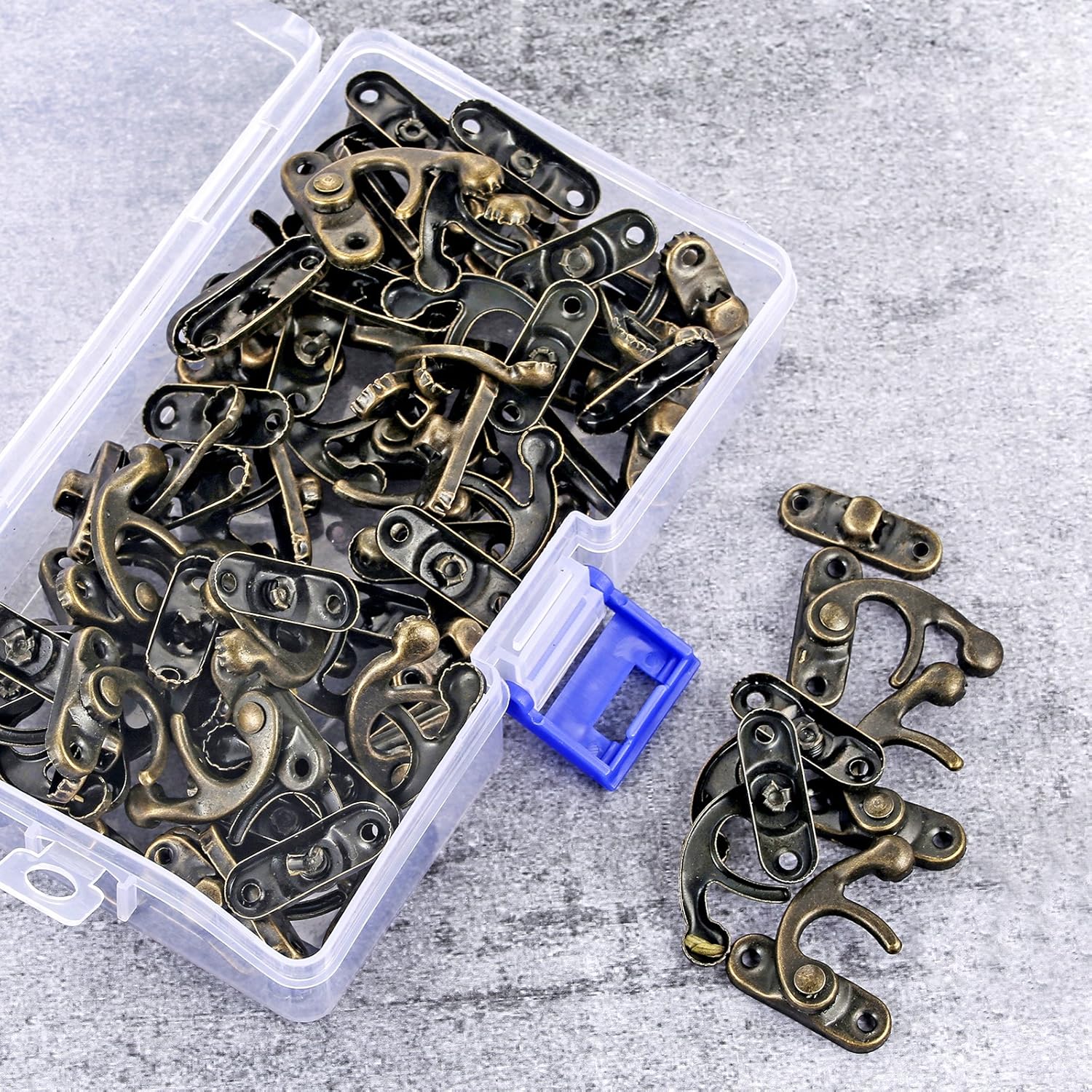 40 Pieces Jewelry Box Latch Hook - Bronze Wooden Cabinet Latch, Antique Box Latch, Right Latch Hook Hasp Horn Lock, Tiny Lock Hook Clasp with 160 Replacement Screws (Right Latch Buckle)