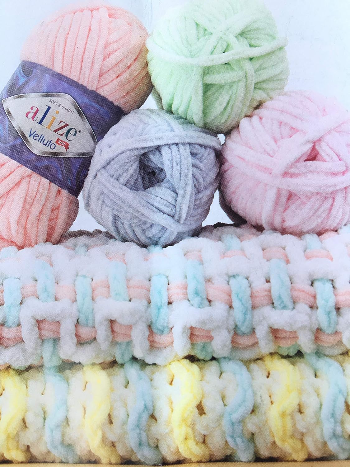 Alize Velluto 100% MicroPolyester Baby Blanket Yarn Lot of 3 skn 225 Yards 3x100gram, Yarn Weight: Super Bulky 6 (360 Dark Blue)