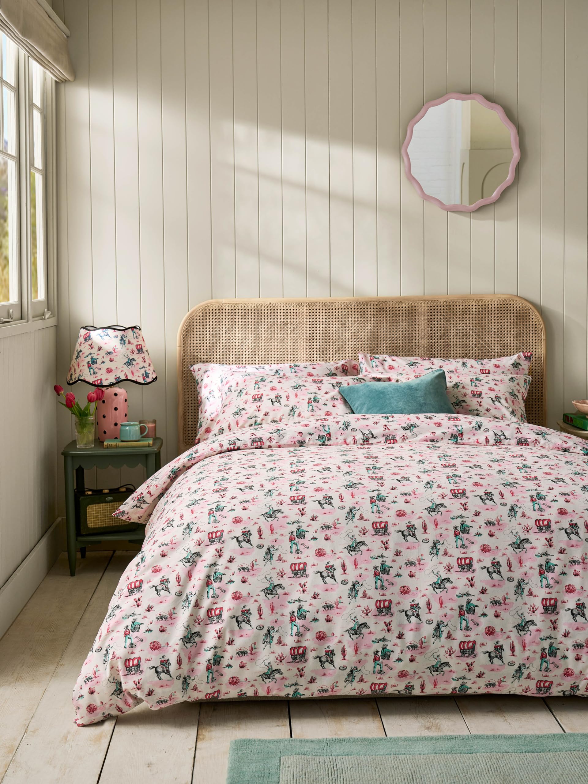 Cath Kidston Cow Girl 100% Cotton Duvet Cover Set In Multi (Single Duvet Cover Set 137cm x 200cm)