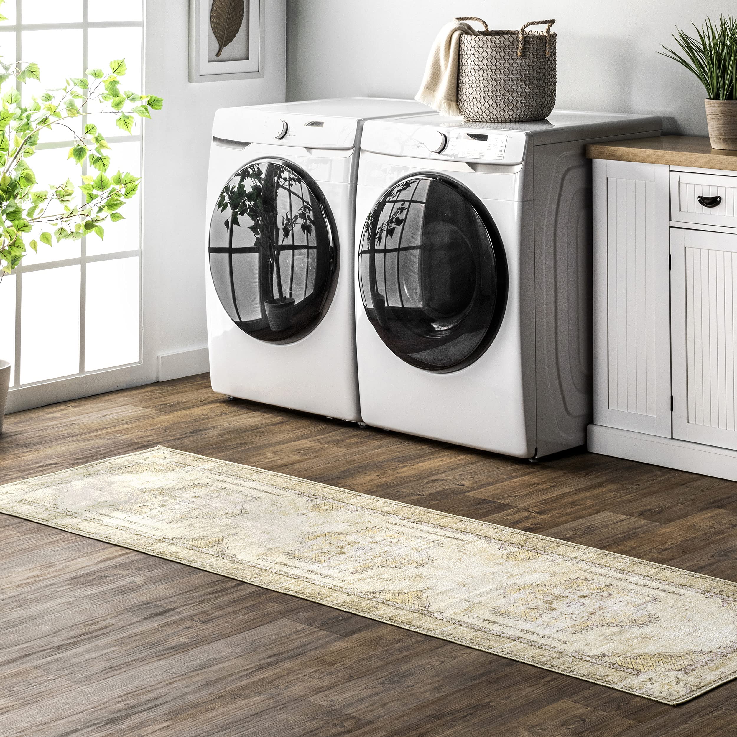 Glenda Machine Washable Faded Medallion Runner Rug