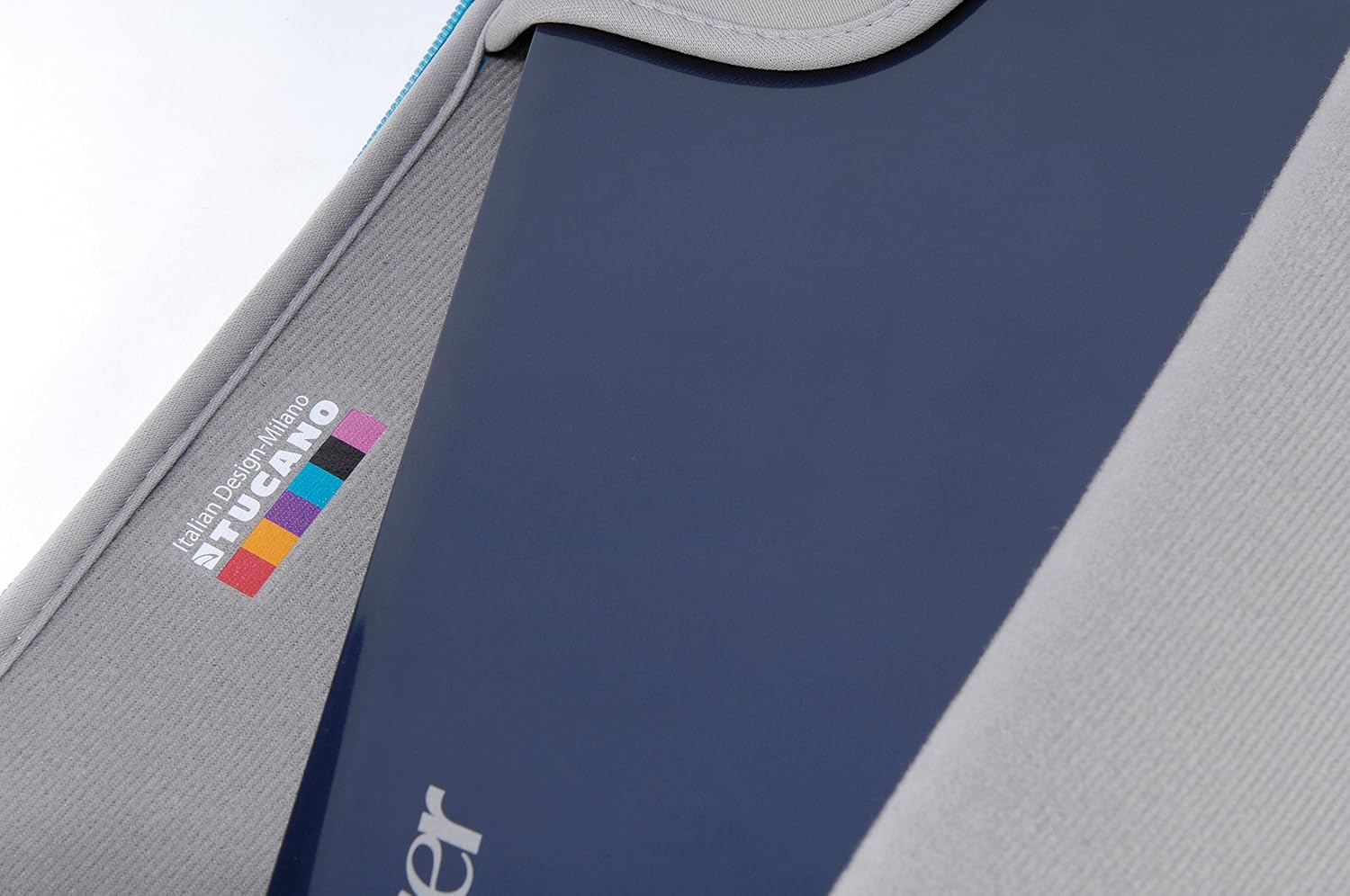 Tucano Colore Second Skin Case In Neoprene For Notebook 13" & 14" Blue - Image 5