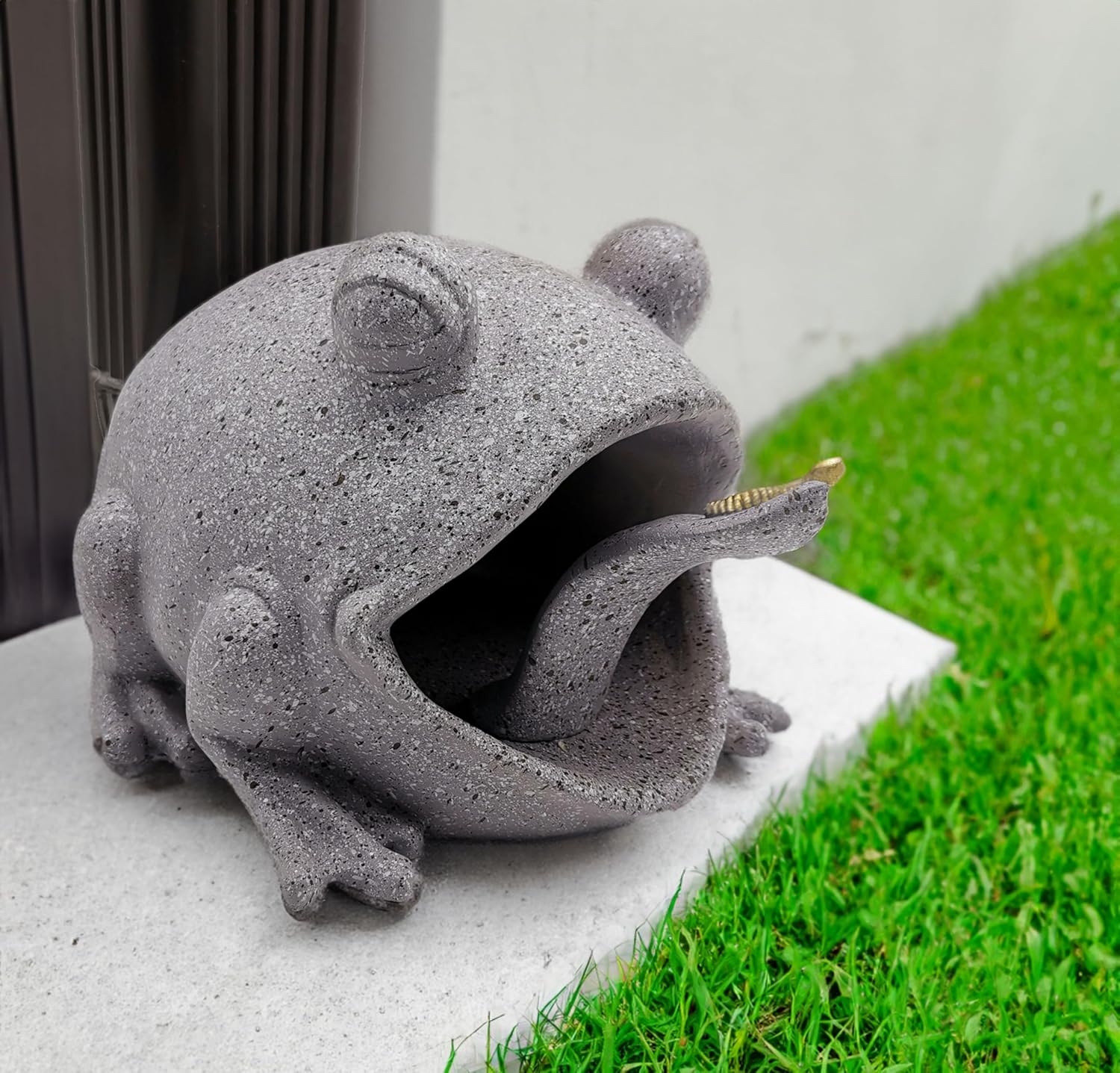 coolboy Frog Sculpture Gutter Diverter Rain,Deco Gutter Extension Downspout, Eco-Friendly Resin Gutter Extender Diverter,Splash Block, Perfect Rain Gutter Downspout Extension for 3"x4" Downspouts
