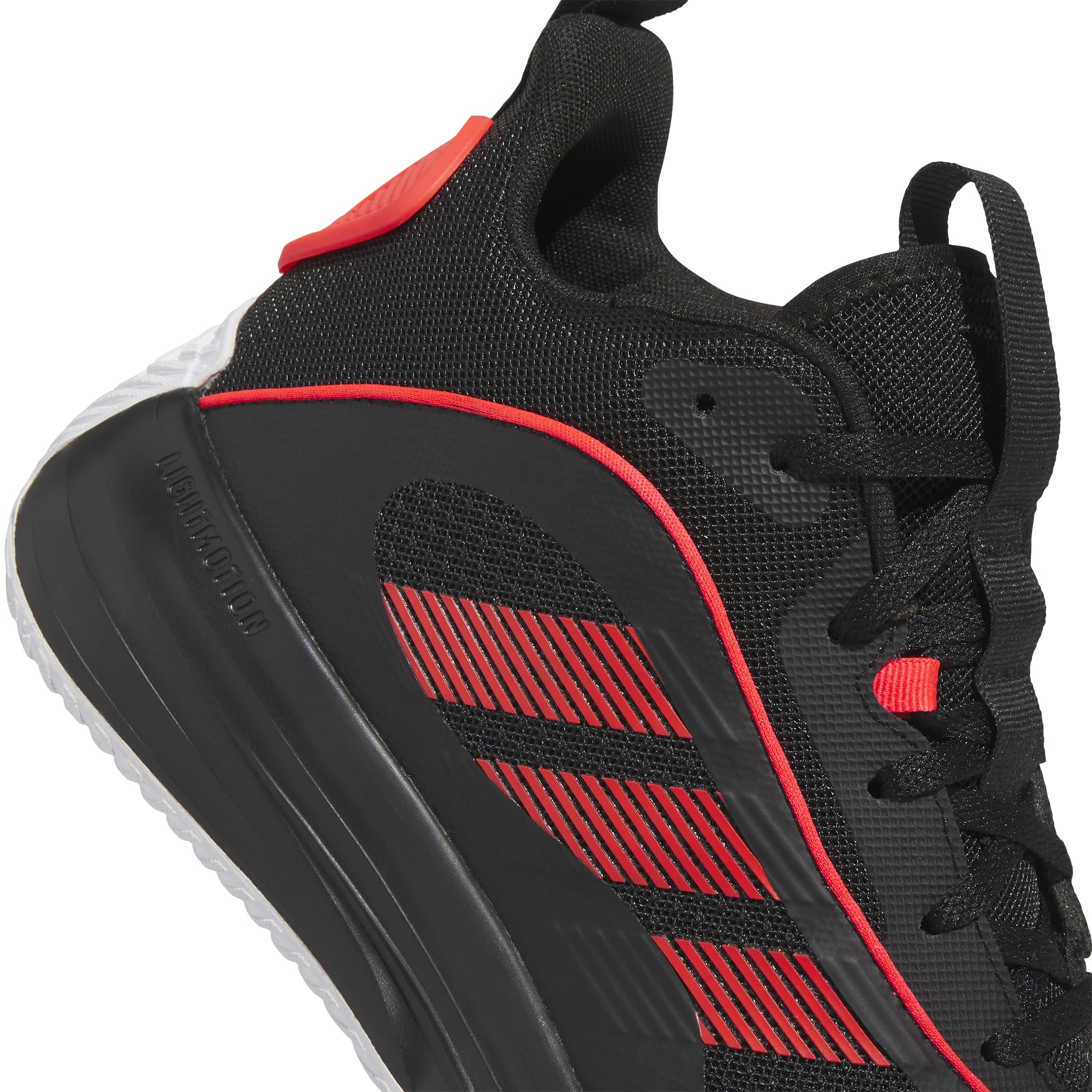 Visita la tienda de adidas Adidas Hombre Own The Game 3 Zapatos in use