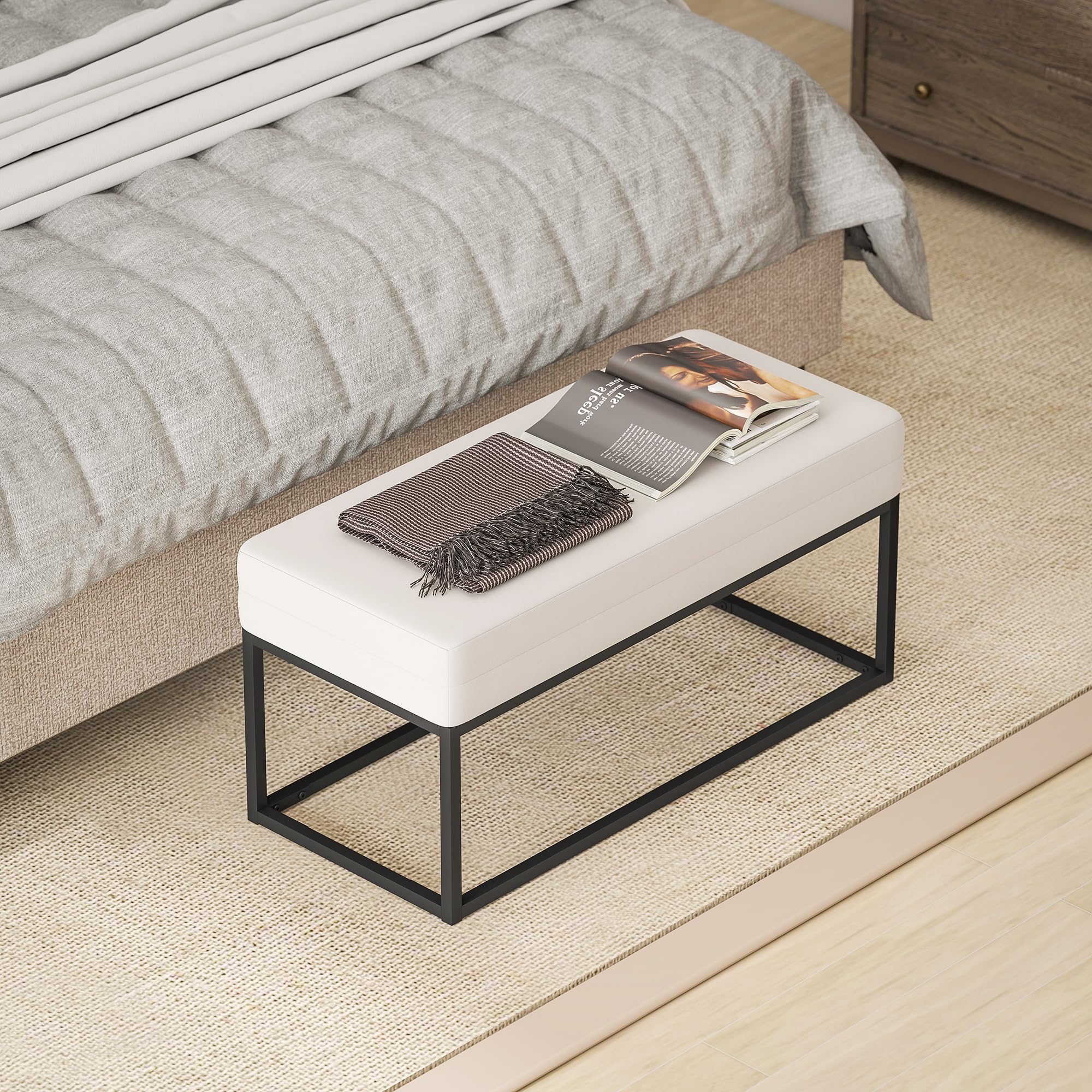 HOMCOM Panca da Ingresso Moderna e Minimal Imbottita 94x42x44 cm Crema | Piedini Regolabili, Panca Camera da Letto, Tessuto Effetto Velluto e Acciaio