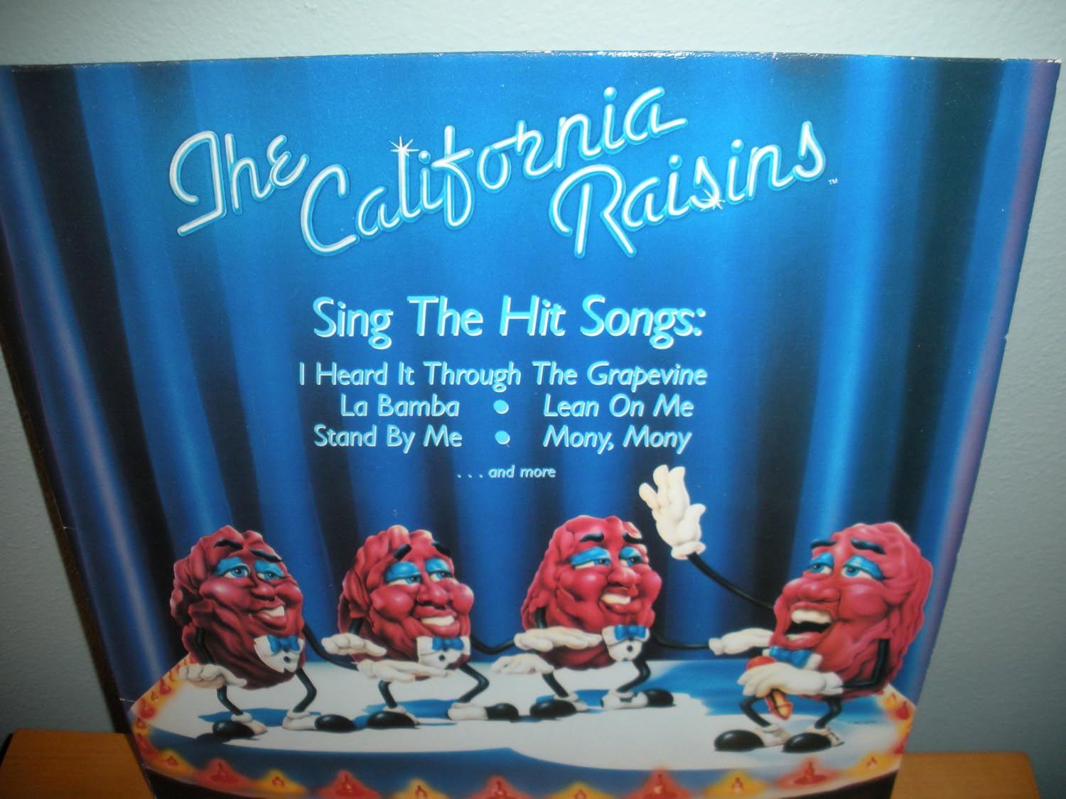 California Raisins Sing the Hit Songs - Amazon.com Music