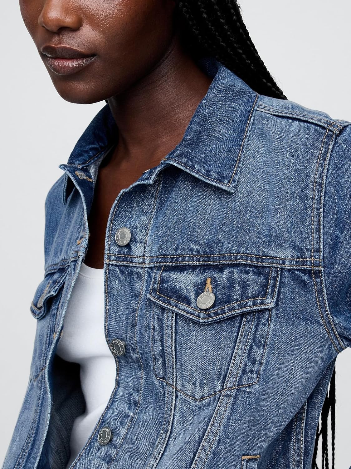 GAP womens Icon Denim Jacket - Image 4