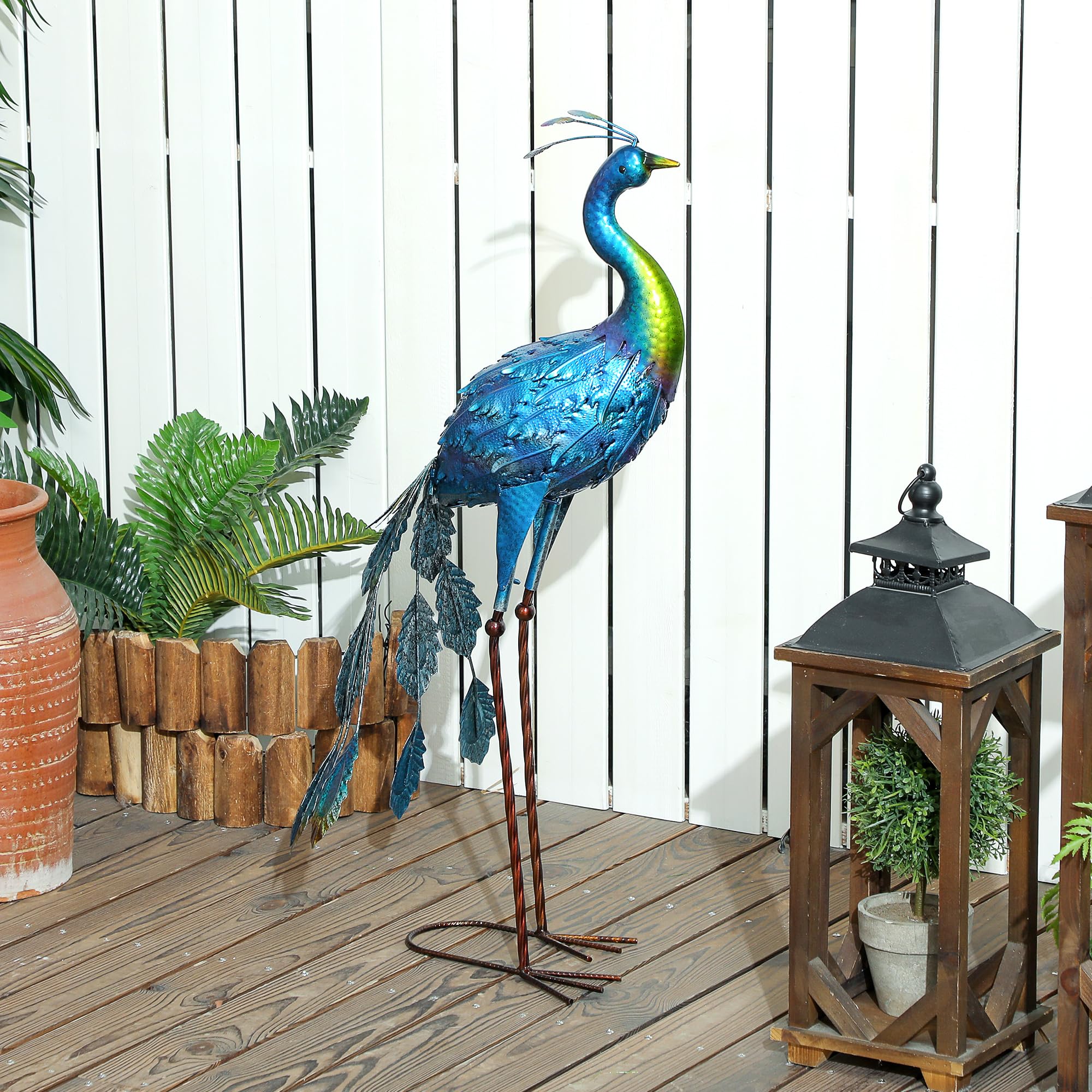 Outsunny Pavone Statua Giardino 32.7" Ornamento Prato Blu Scuro | Acciaio Decorazione da Giardino Statua Uccello, con picchetti, Esterno Prato Patio Cortile